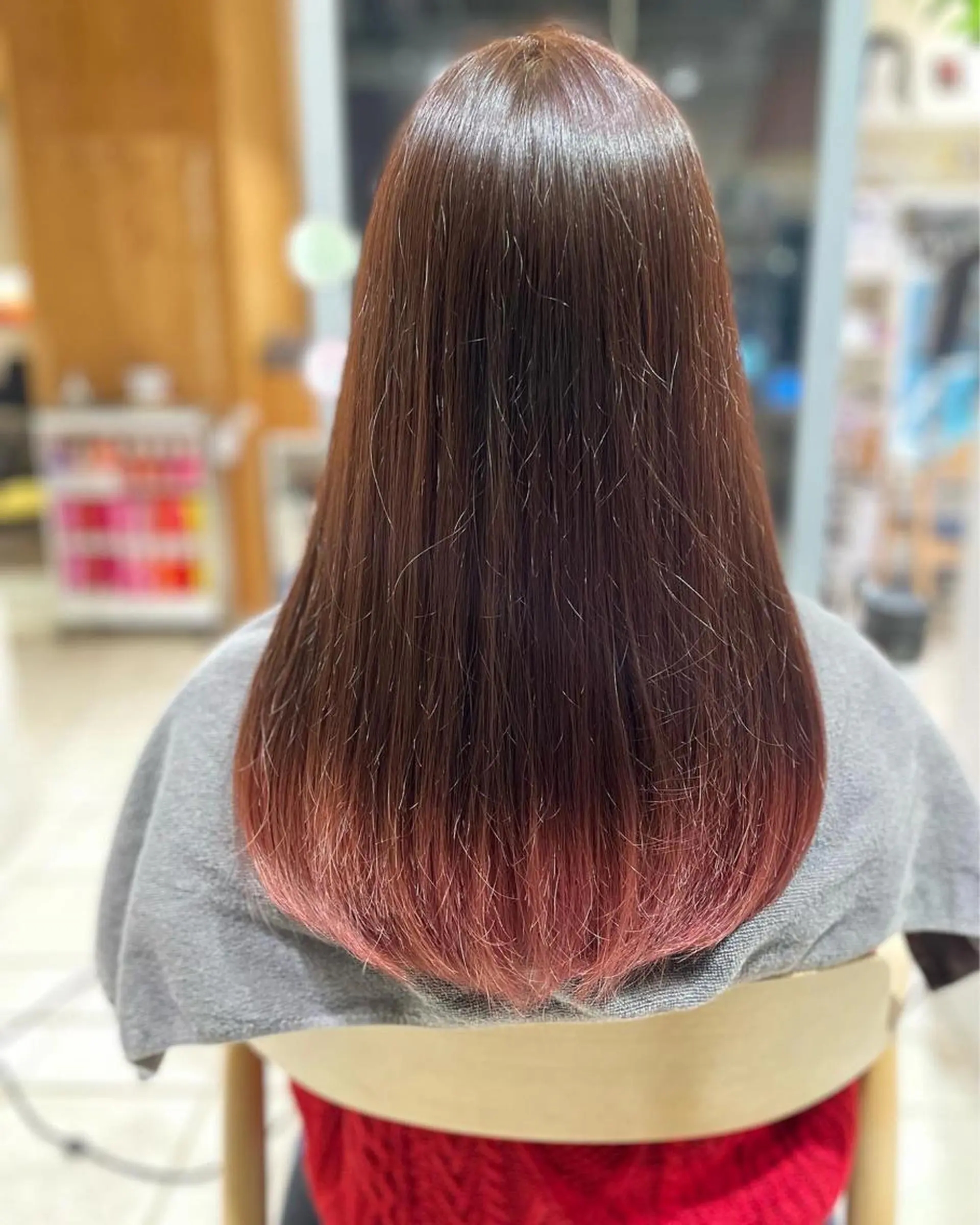 ロング カラー ブリーチ 萩原 琳之祐のヘアスタイル