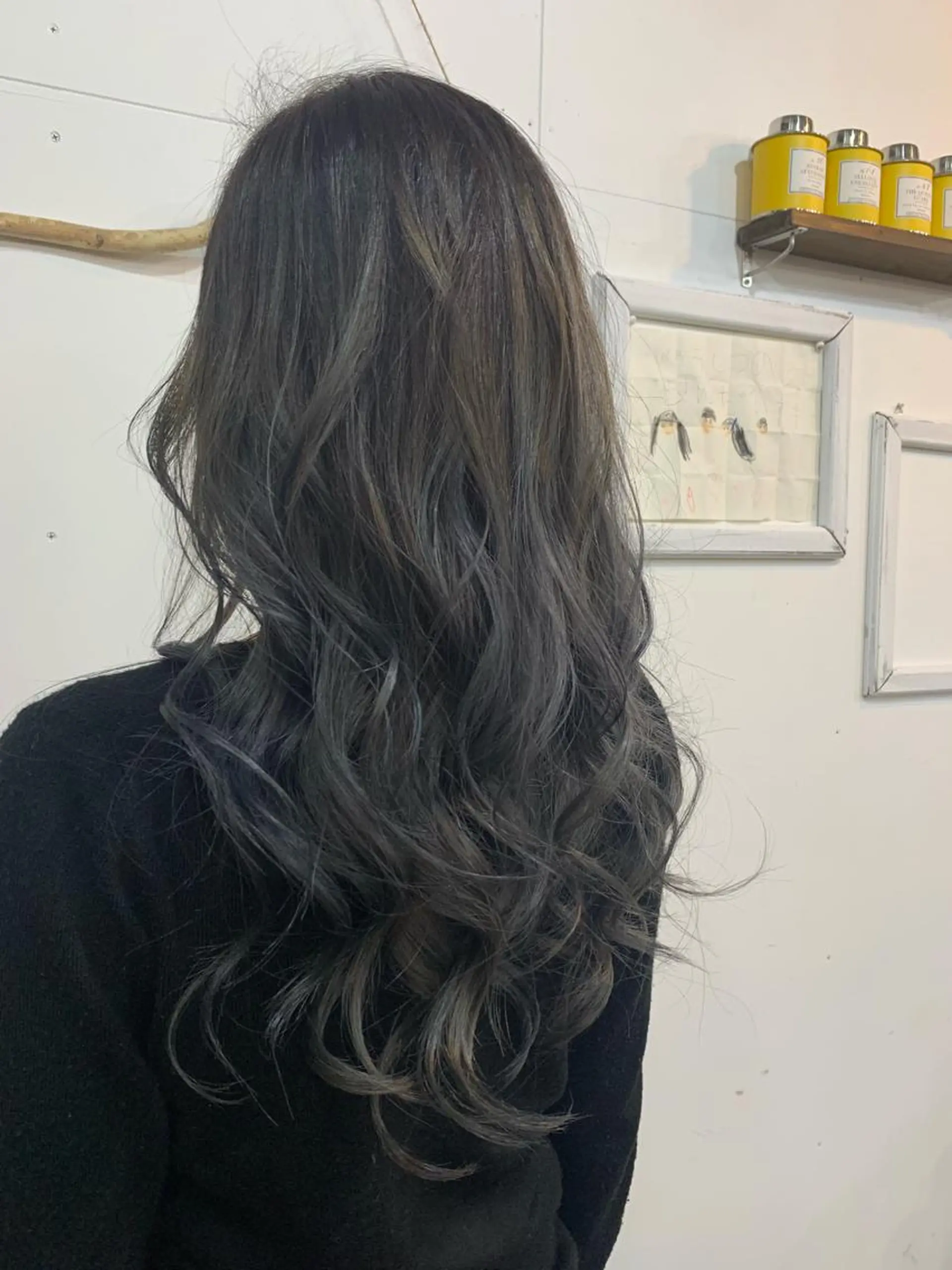 ロング カラー RINKA 琳茄のヘアスタイル