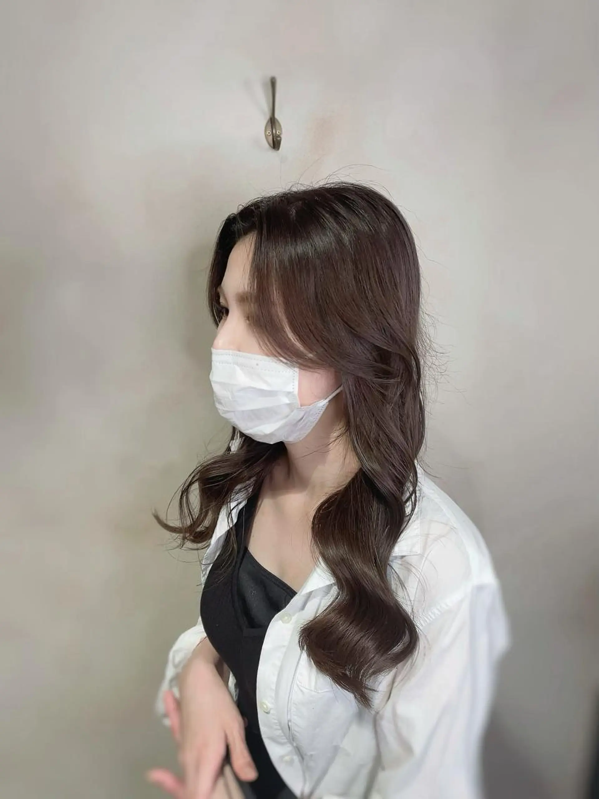 ロング カラー ベージュカラー ブラウンカラー 顔まわりレイヤー レイヤーカット 泉 堅也のヘアスタイル