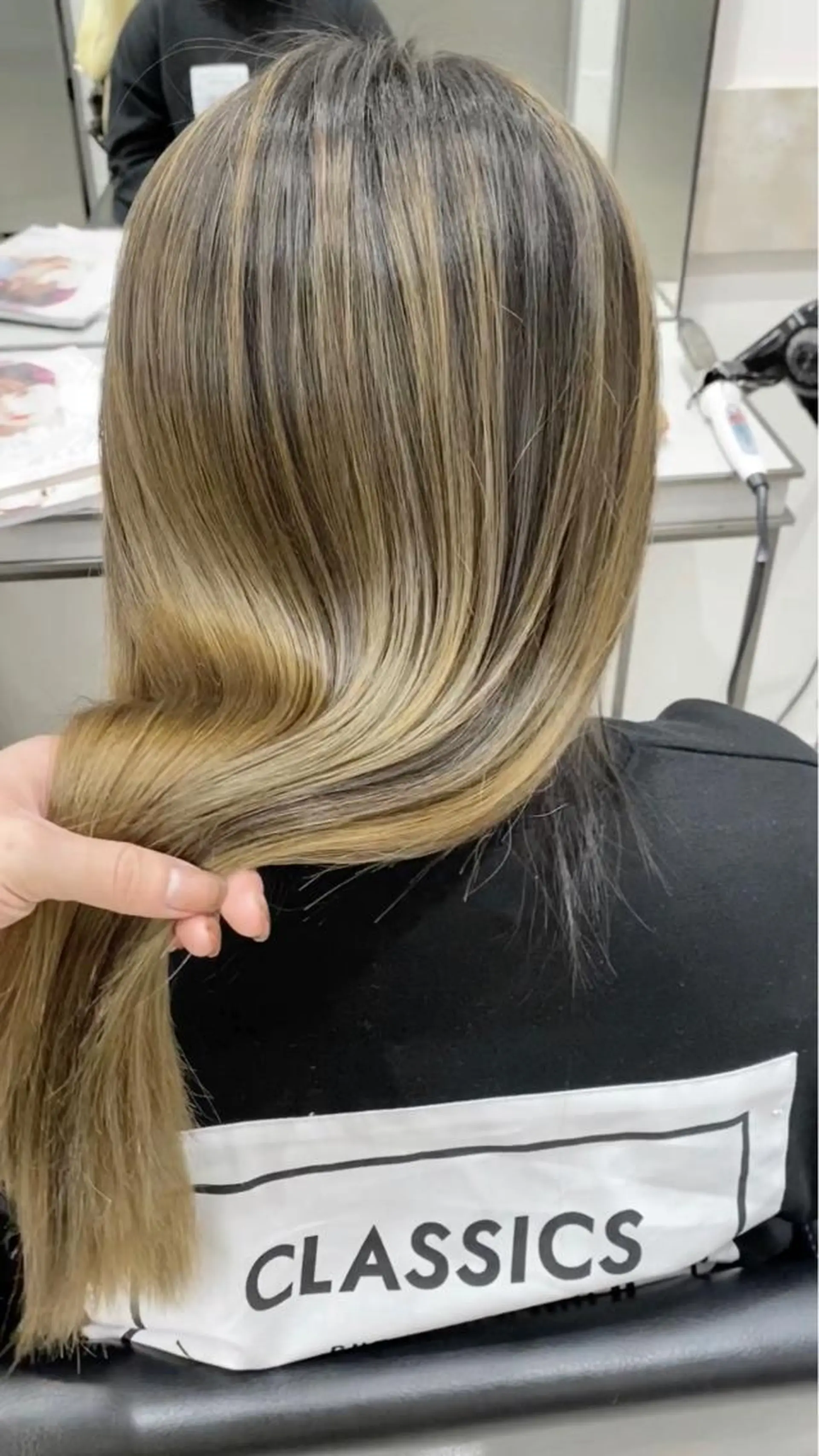 ロング カラー 【代表】高山 一真のヘアスタイル