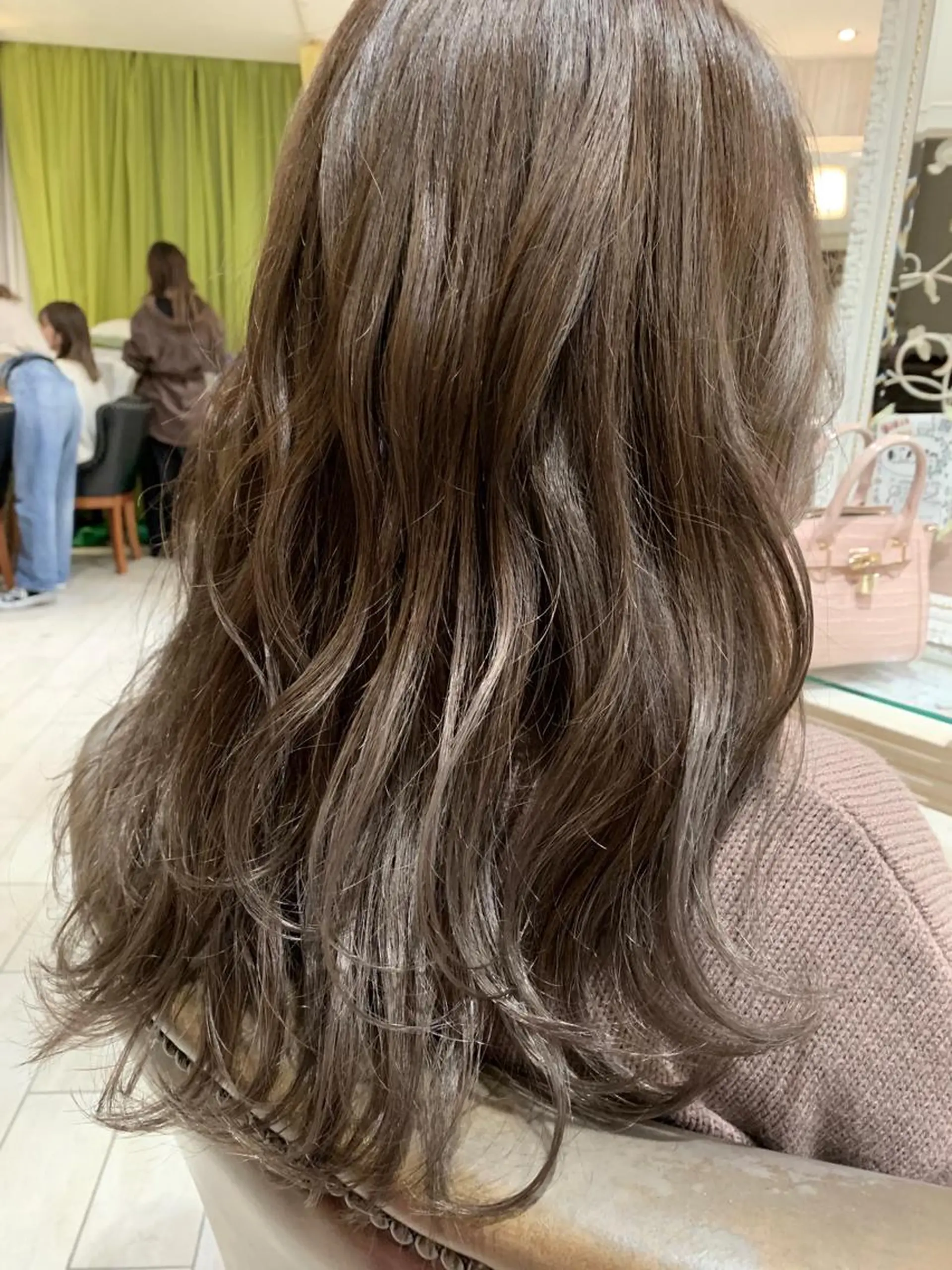 セミロング カラー ヘアアレンジ 増渕 駿介のヘアスタイル