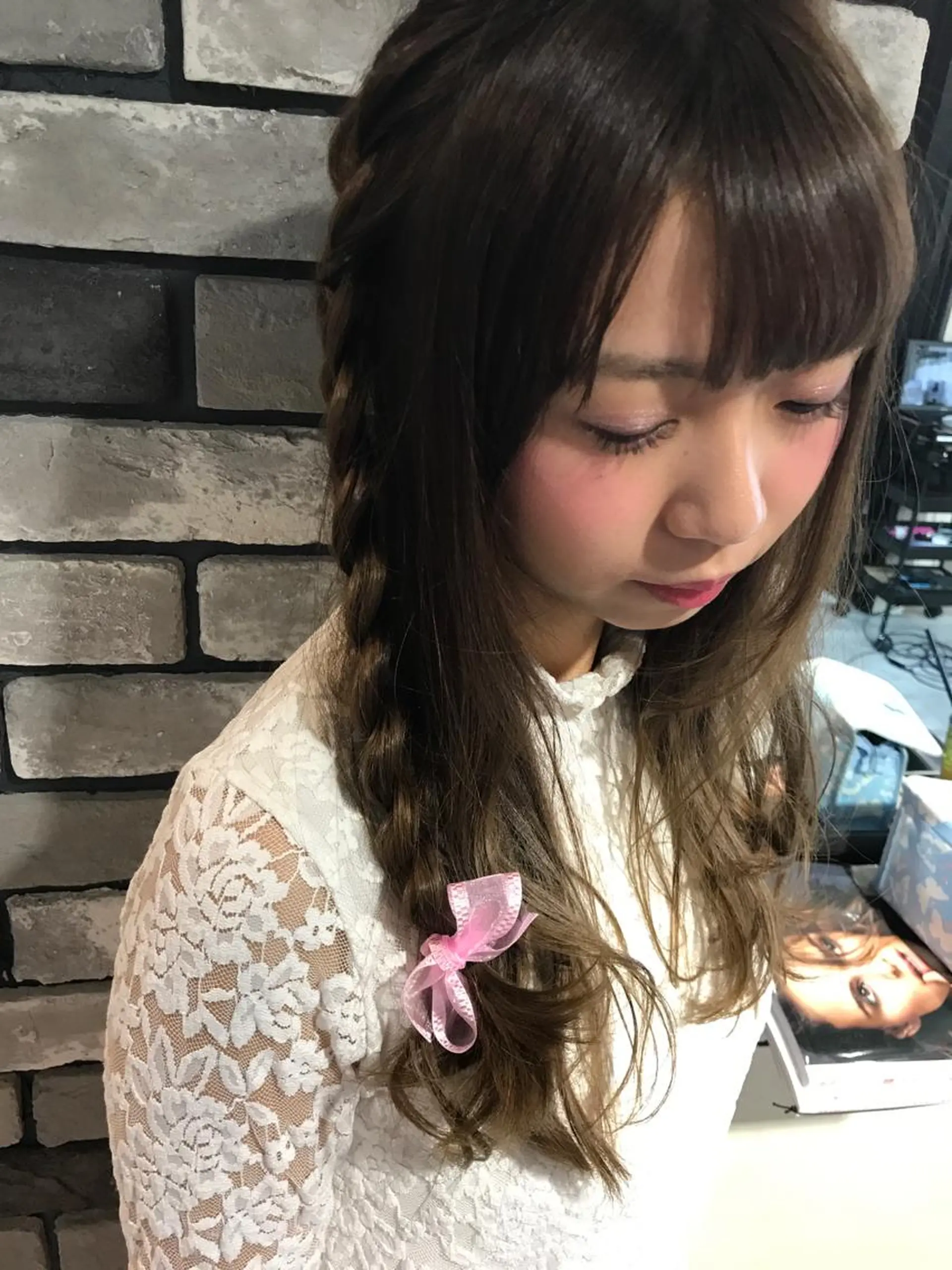 ロング Re:MAKE所属・ジャニヲタ美容師 推しカラー中平海帆のヘアスタイル