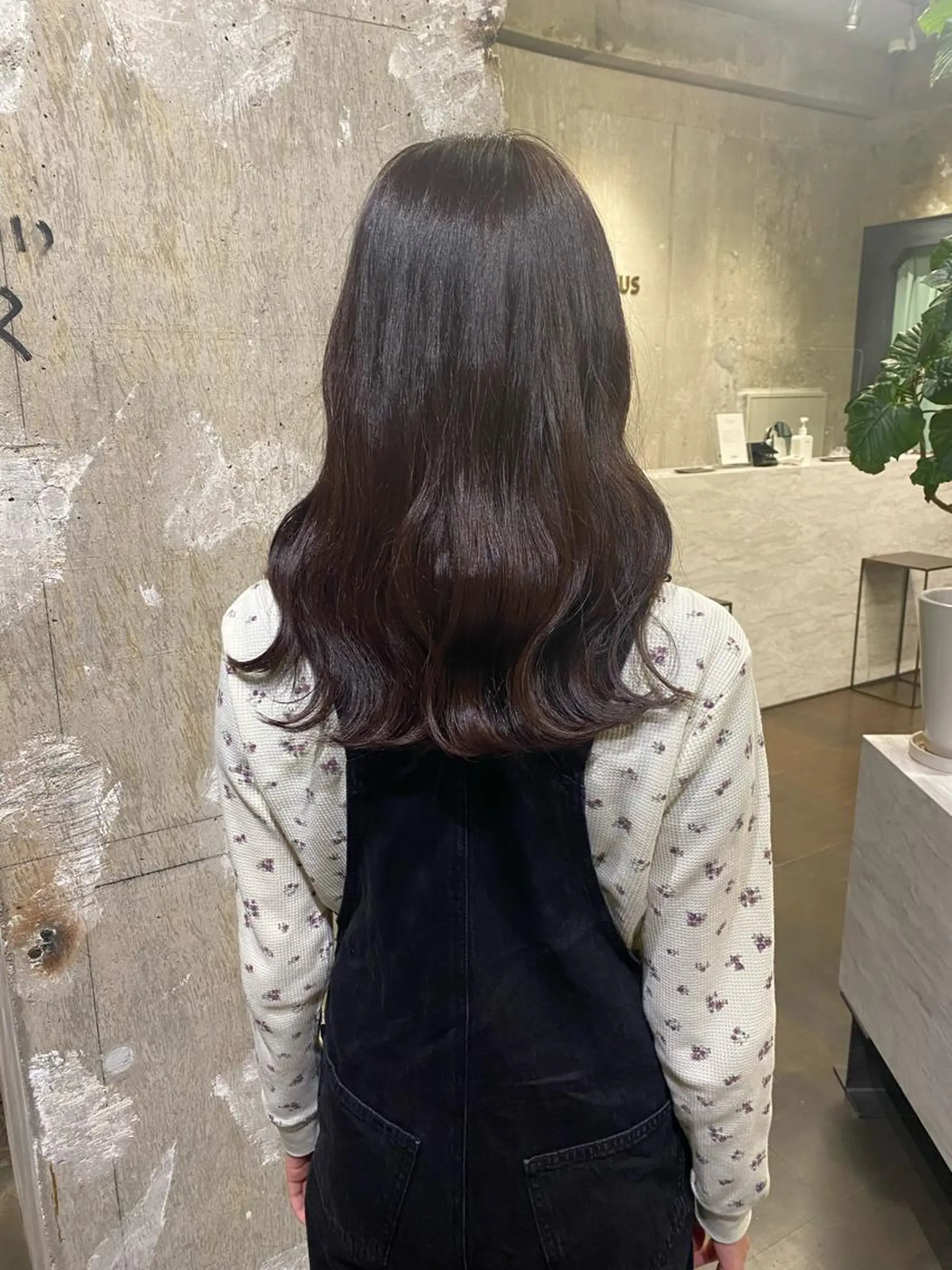 セミロング カラー ROBBY表参道所属・木村【似合わせ ショート】無料✨のヘアスタイル