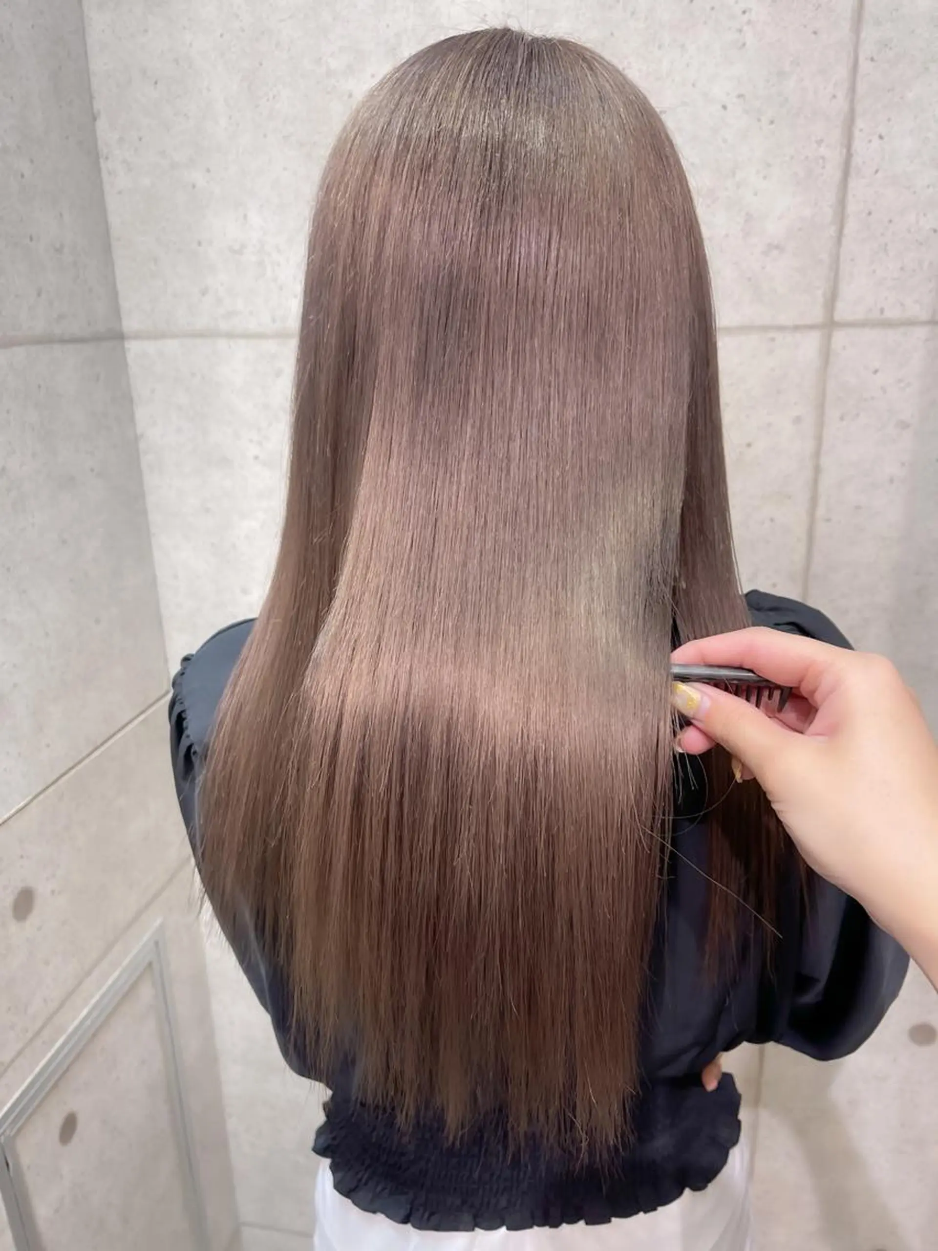 カラー 遠藤沙也加 /レイヤーカットのヘアスタイル