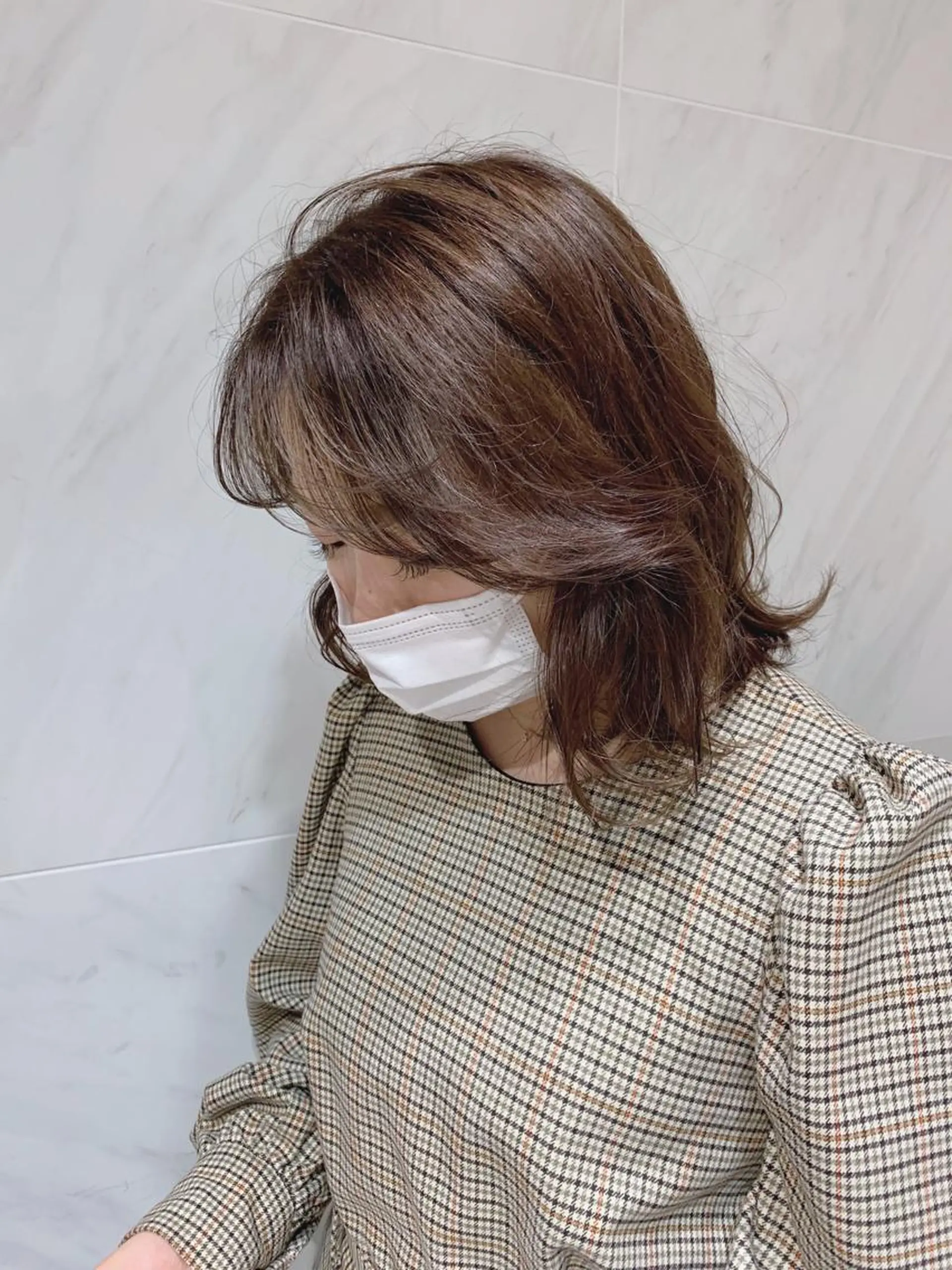 ミディアム カラー ベージュカラー オリーブベージュ TENELE所属・チバ タクミのヘアスタイル