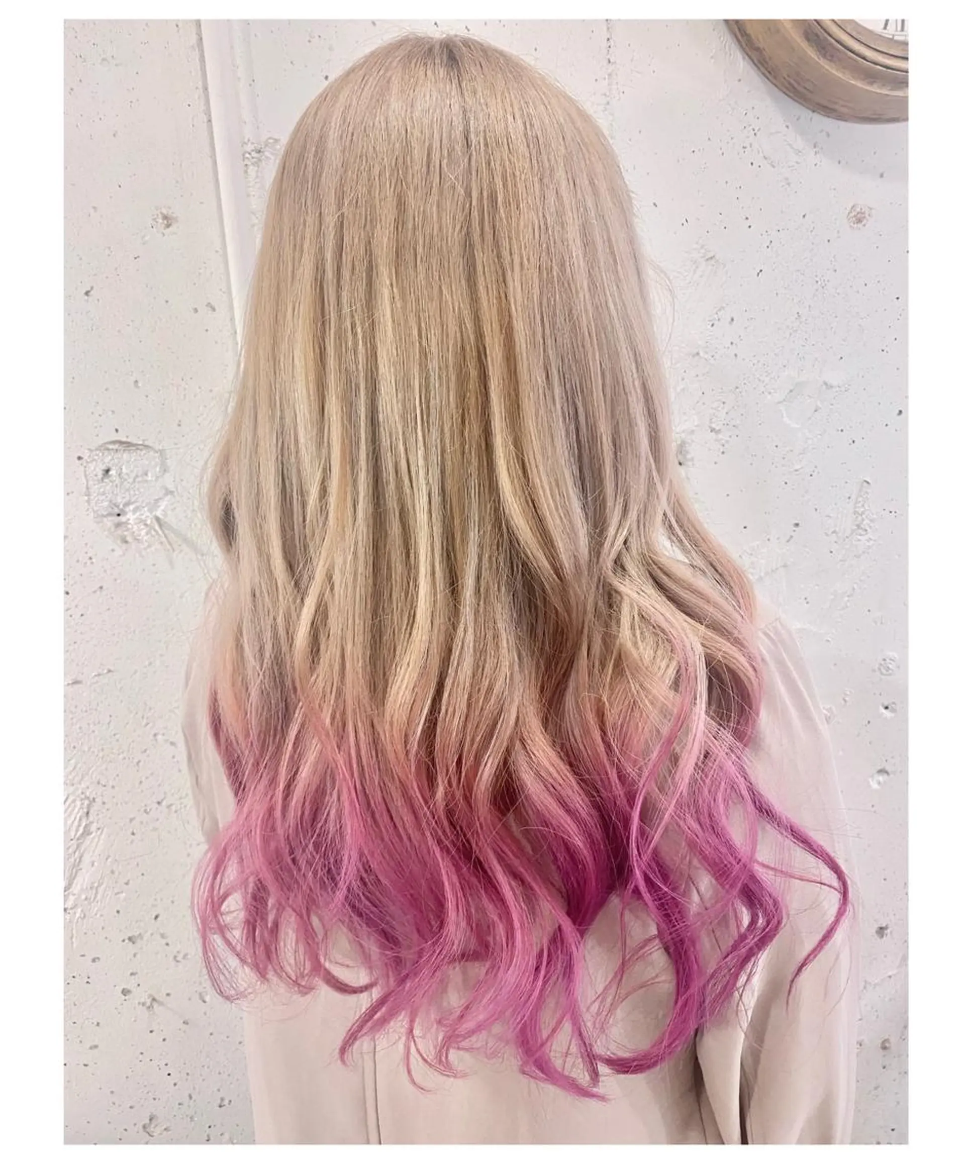 ロング カラー グラデーションカラー ヘアカラー GARU-ガル-所属・TSUNO🦖 派手髪/オタク美容師のヘアスタイル