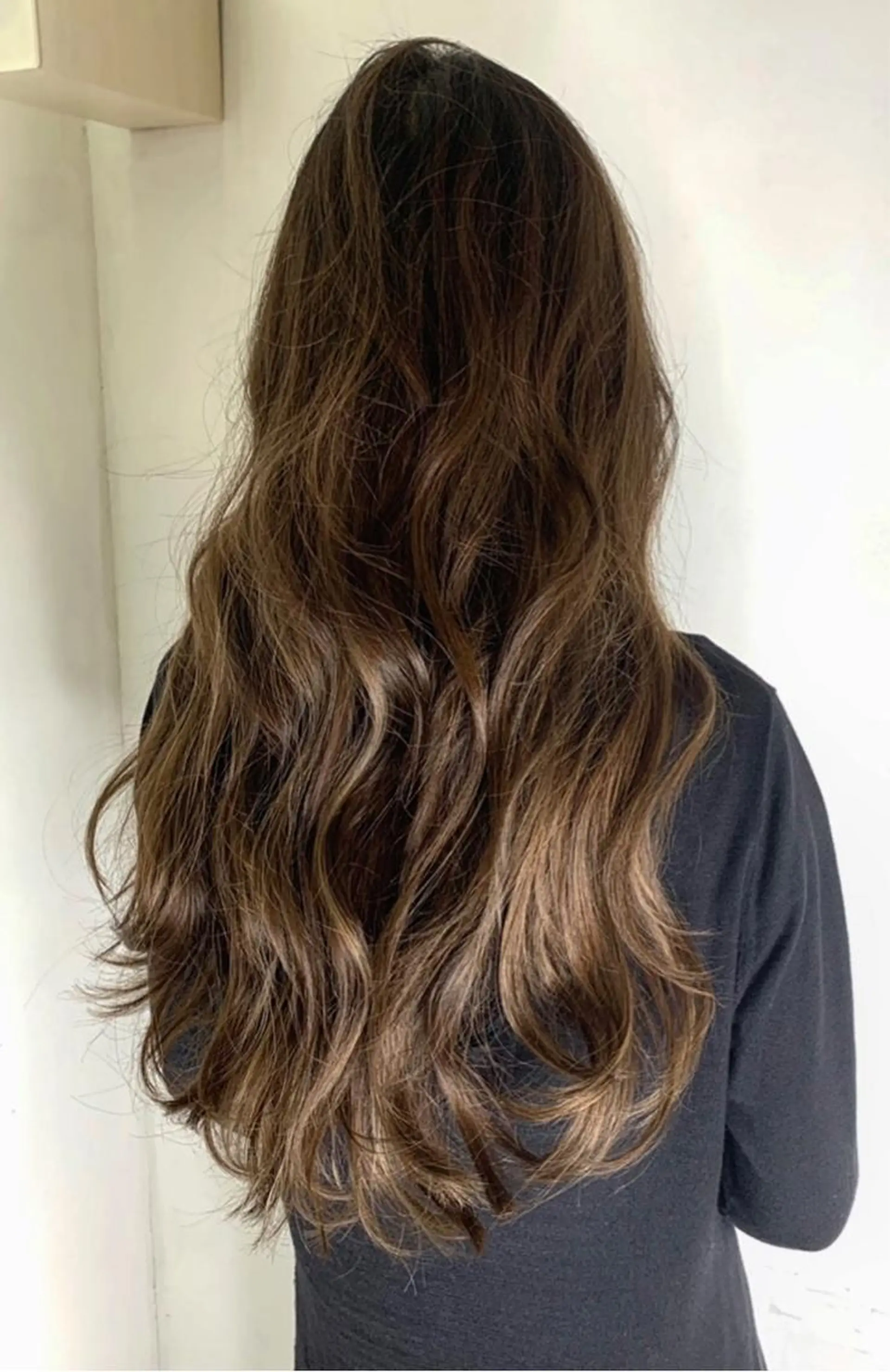 ロング カラー アッシュ バレイヤージュ ブリーチ デザインカラー グレージュ カット ヘアカラー 京都大人女性ショート 徒歩1分/秋山のヘアスタイル