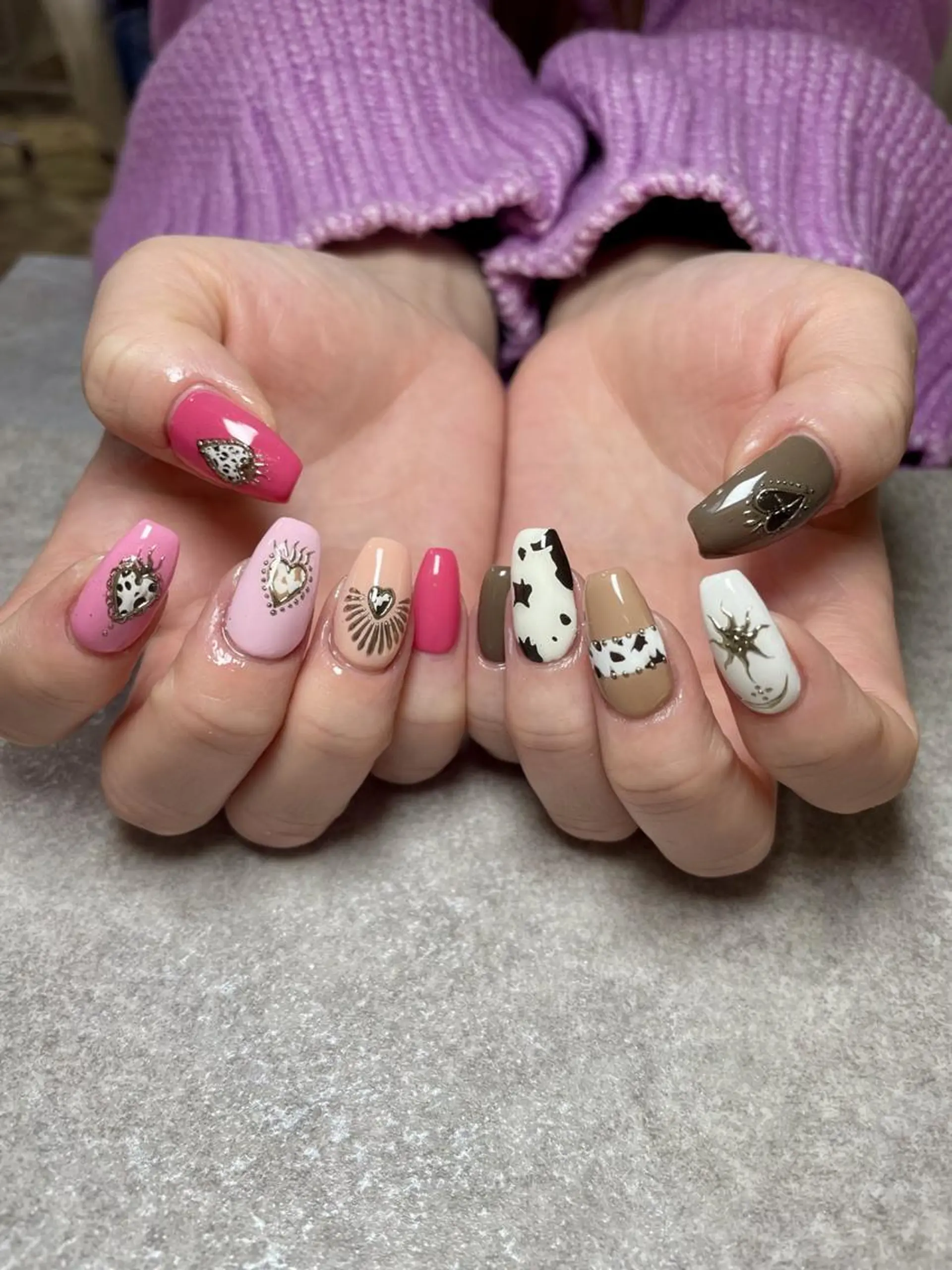 ネイル elu hのネイルデザイン