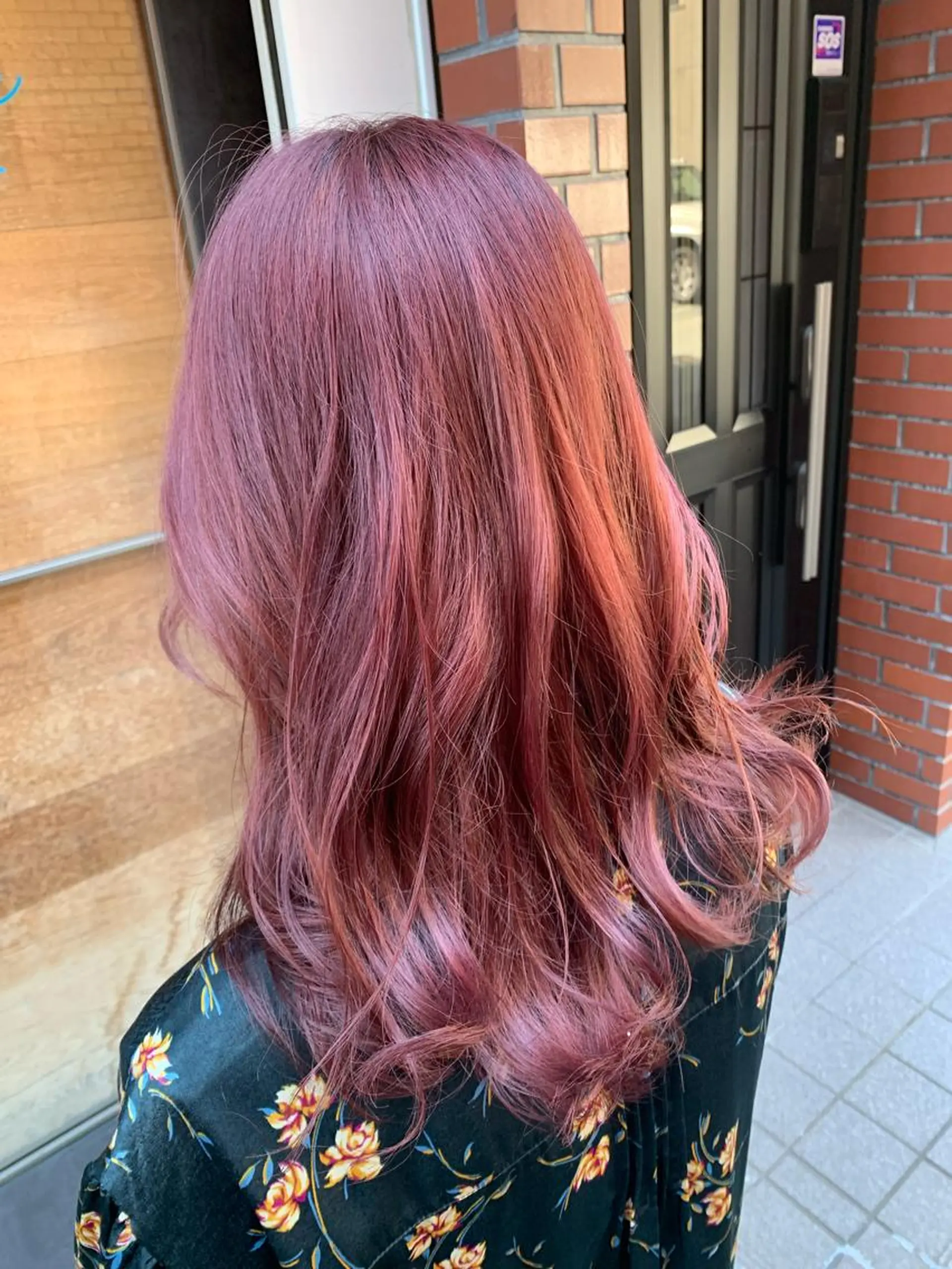 セミロング トリートメント ヘアカラー トリートメント newi ＋uta＊ りさのヘアスタイル