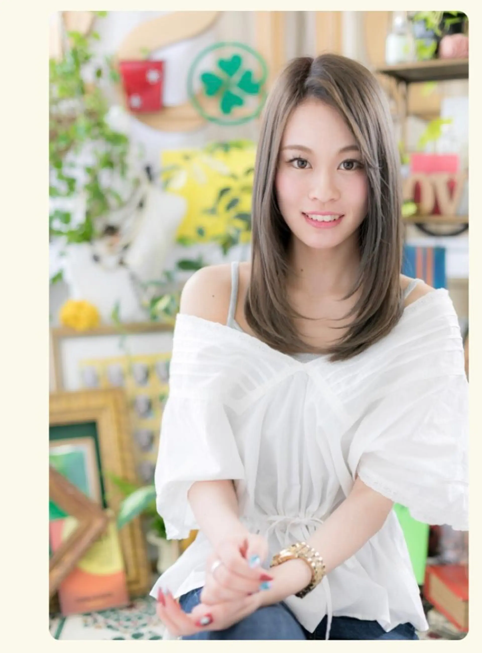 セミロング cover　hair　bliss上尾店所属・中舘 安津子のヘアスタイル