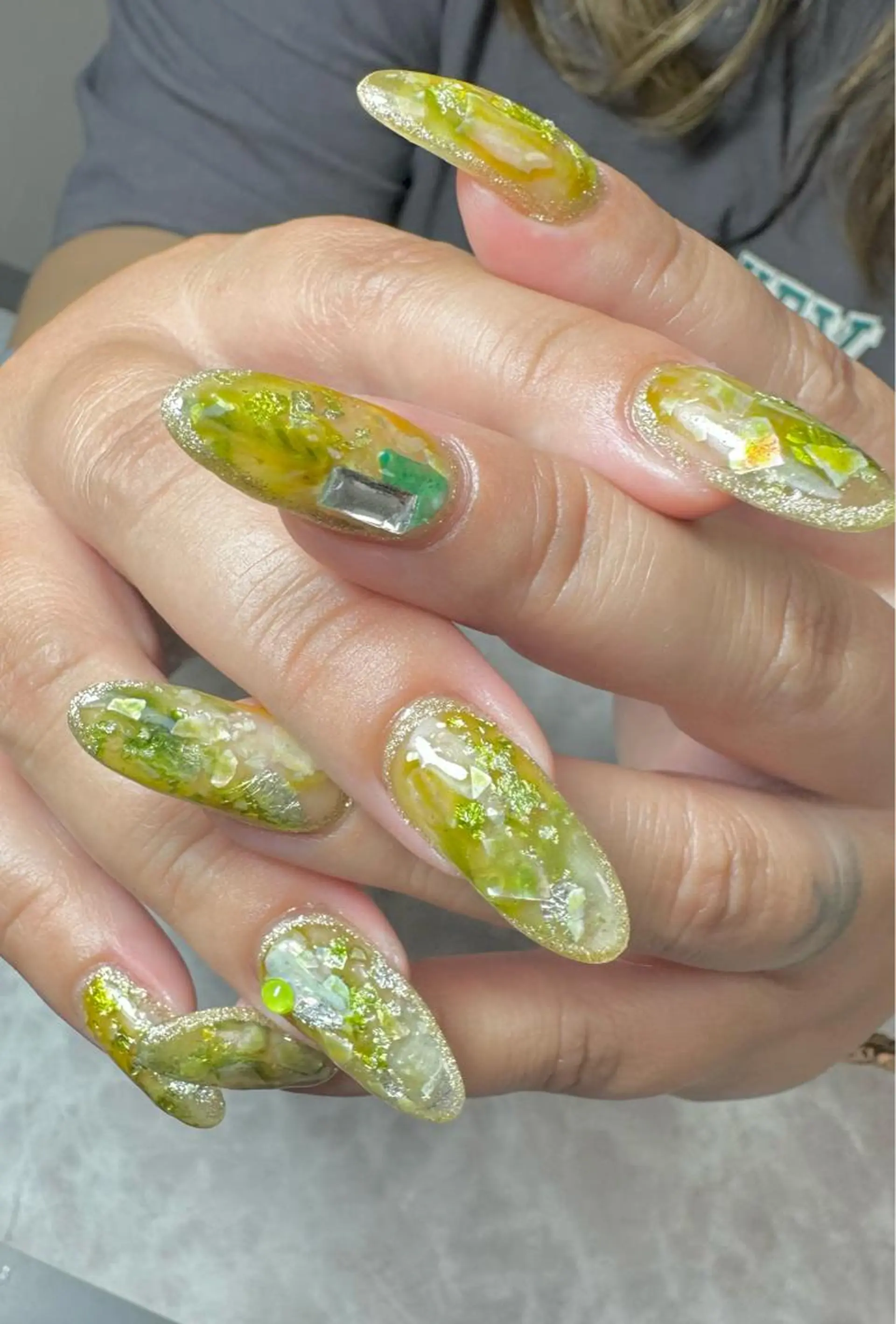 ネイル 12 designのネイルデザイン