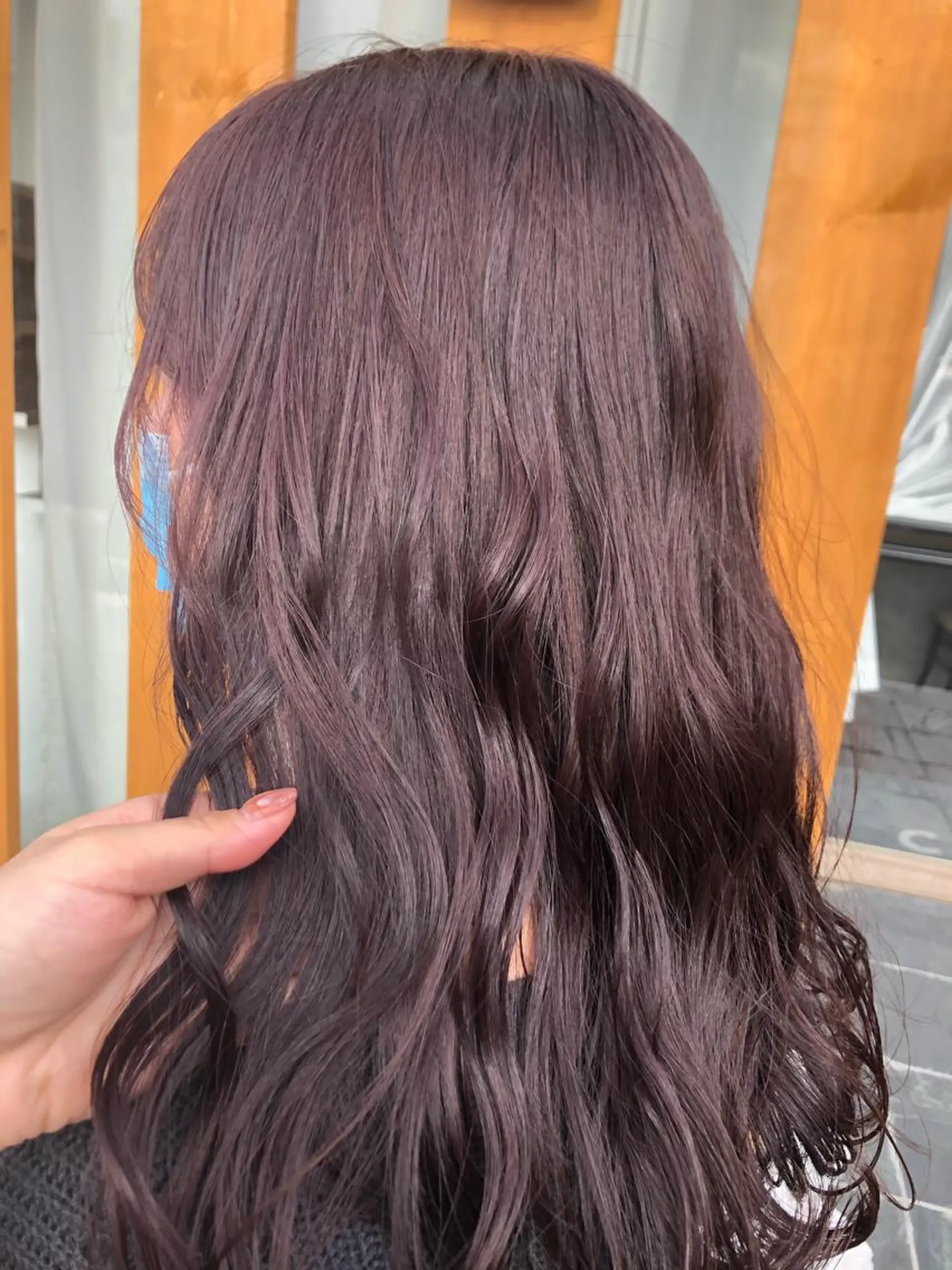 セミロング カット ヘアカラー トリートメント 小見山 琴衣のヘアスタイル