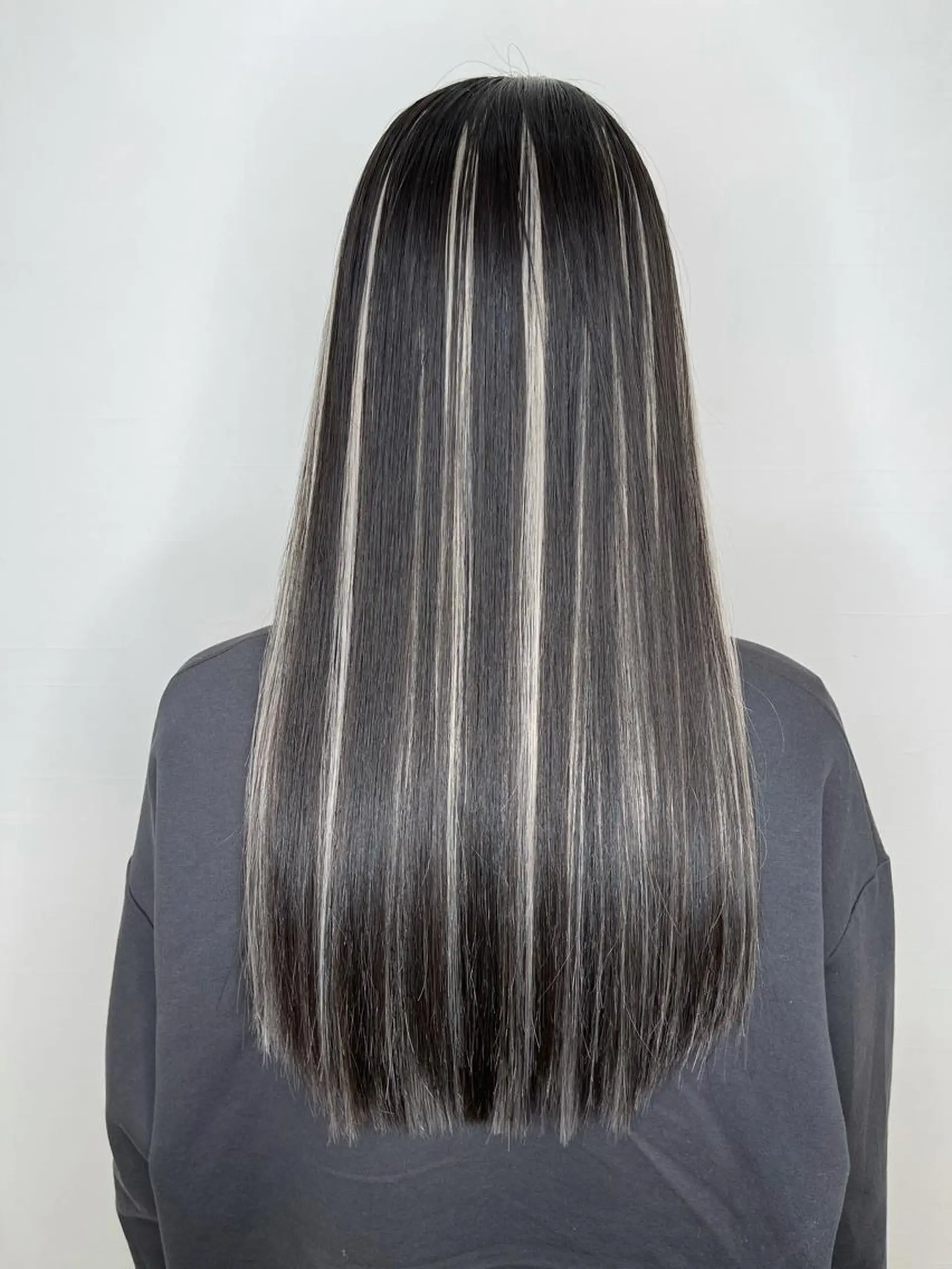 ロング カラー エクステ 杉田 一浩のヘアスタイル