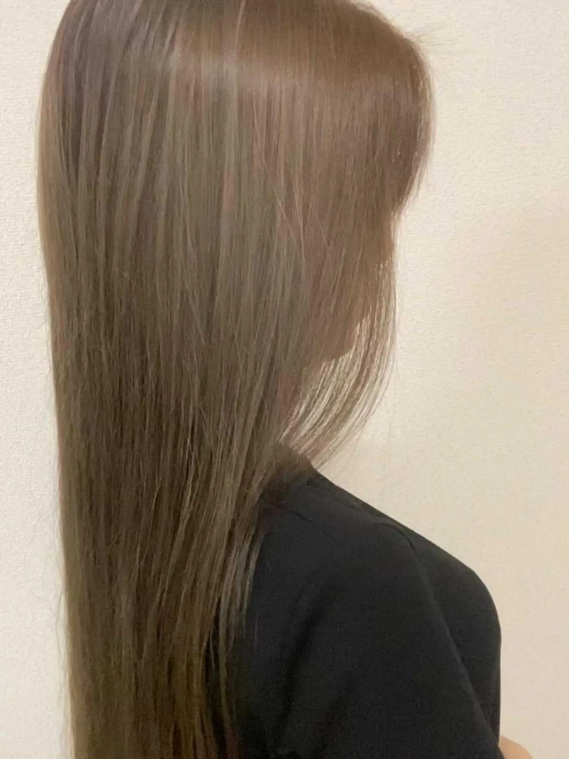 カラー イルミナカラー EARTH 山﨑龍馬のヘアスタイル