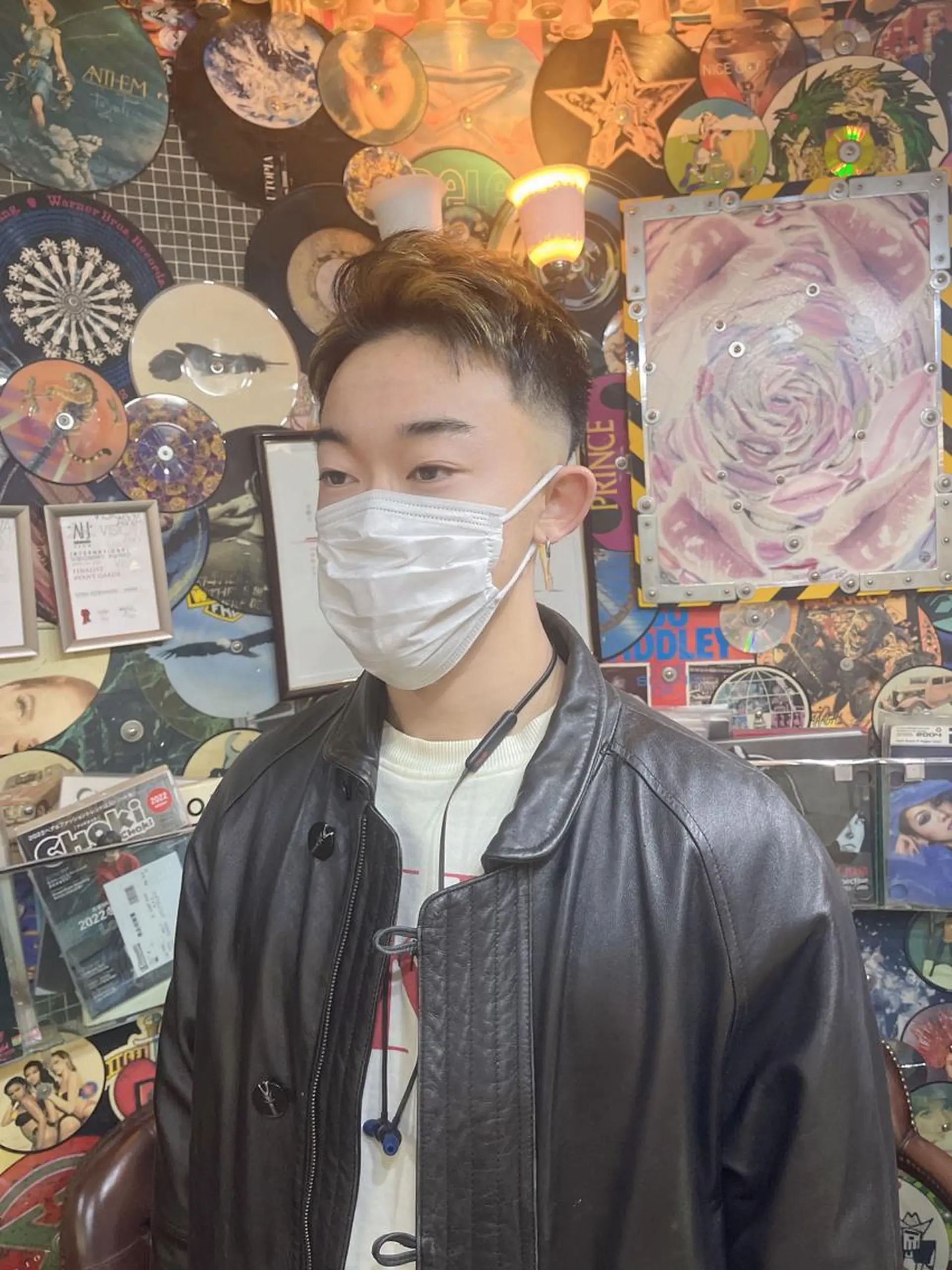 ショート カラー メンズ メンズブリーチ フェードカット メンズメッシュ スキンフェード 刈り上げ haco+所属・🌈派手髪エクステ ブレイズ🌈ひろとのヘアスタイル