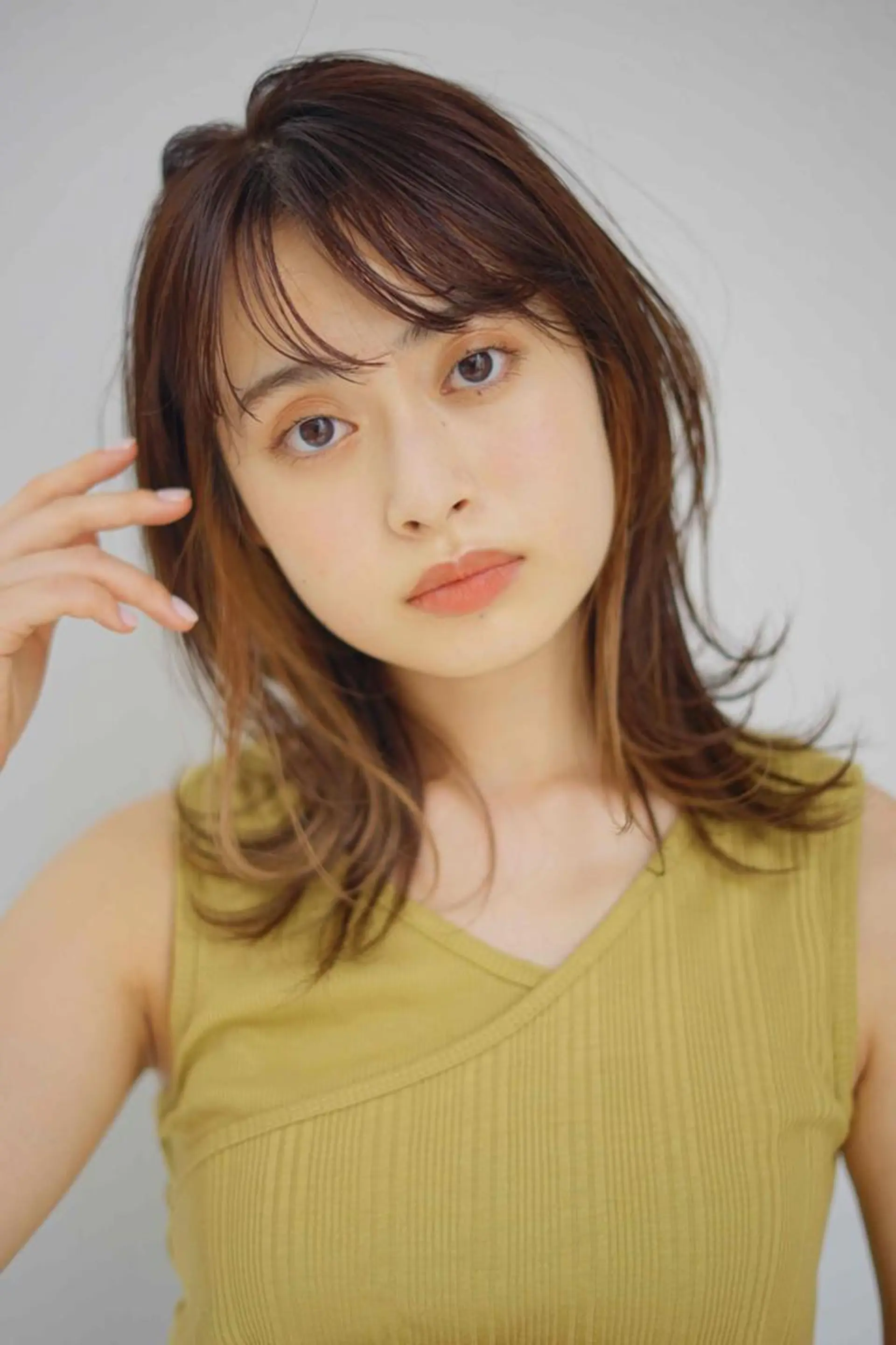 ミディアム カラー ブリーチ デザインカラー イヤリングカラー ハイライトカラー ボブ Neolive plus所属・前田 裕介のヘアスタイル