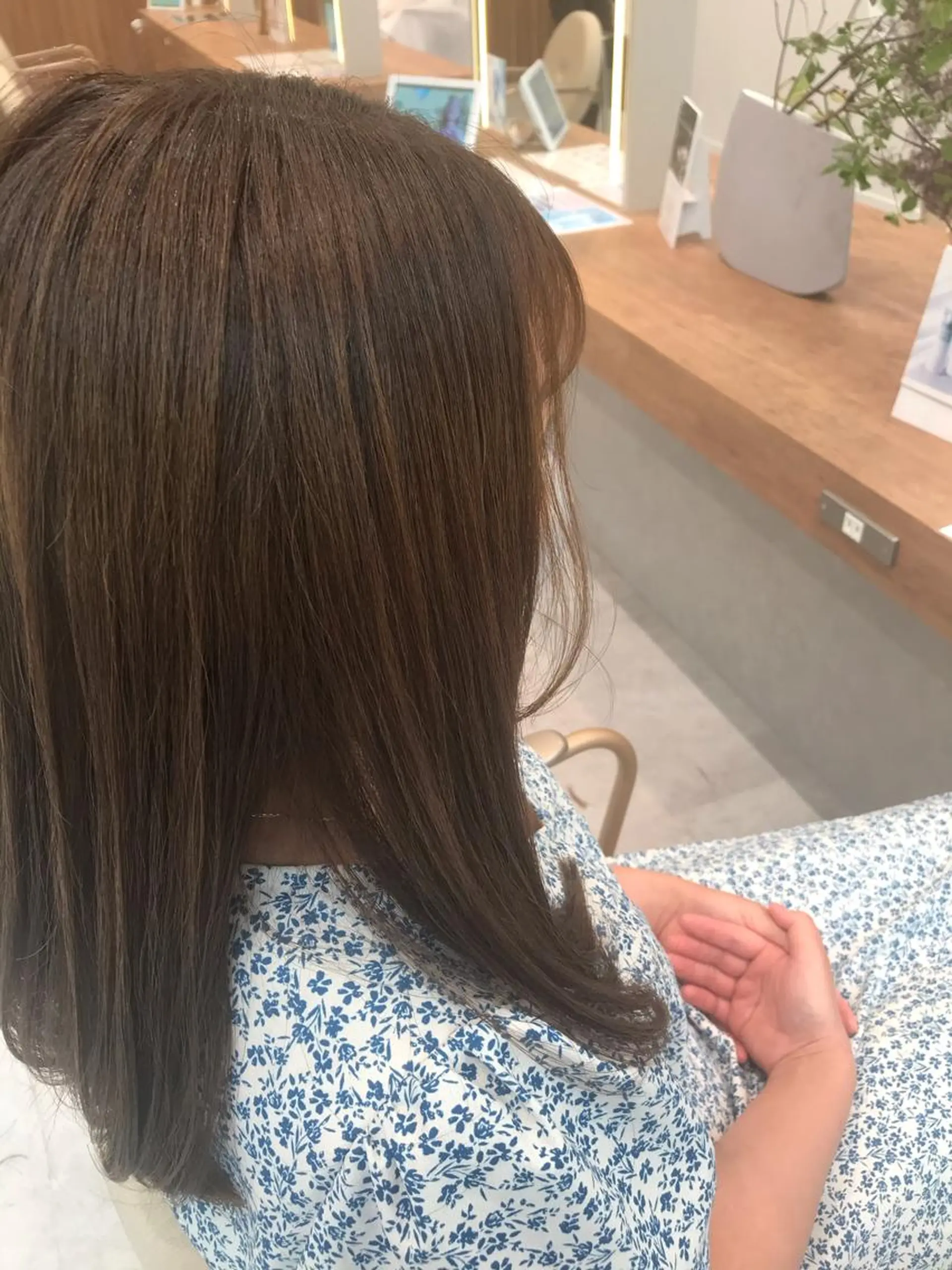 ロング カラー 木野田 萌のヘアスタイル