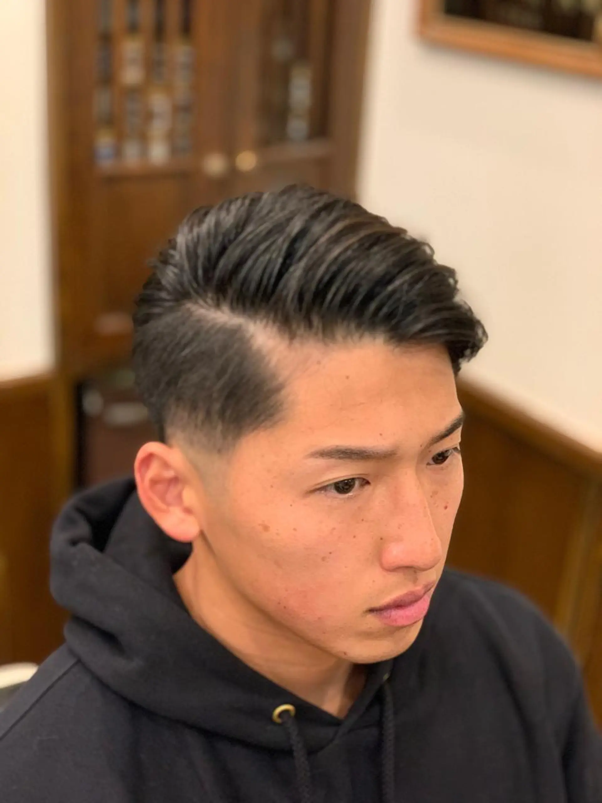 ショート HIRO銀座　バーバーショップ丸の内所属・ヒロ銀座 林のヘアスタイル