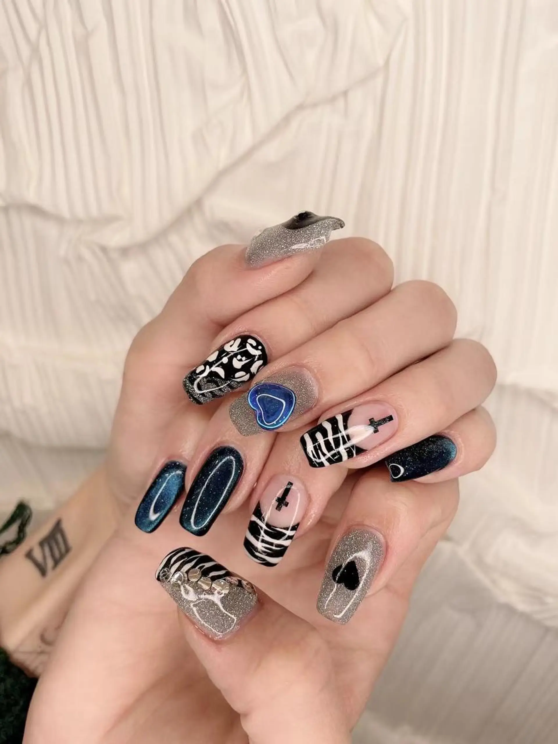 ネイル ホワイト Babarla nailのネイルデザイン
