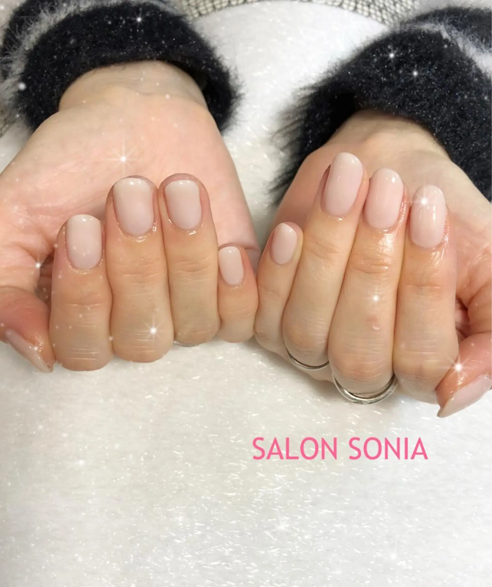 ネイル ハンドネイル 小顔・毛穴・たるみ ネイル　似内真樹のエステ・リラクイメージ