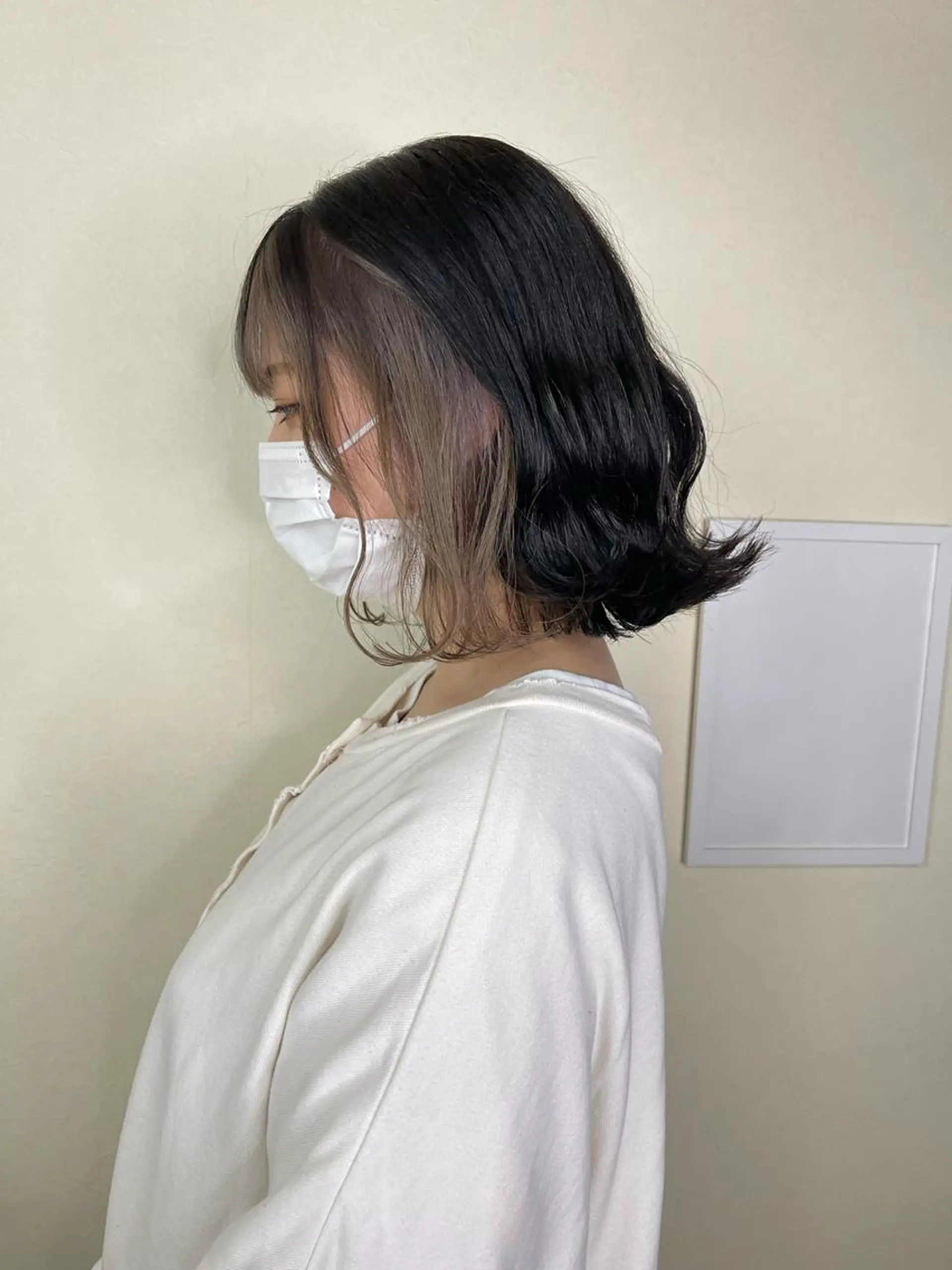 ミディアム カラー ハイライトカラー✨ グレージュ✨鎌倉光洋のヘアスタイル