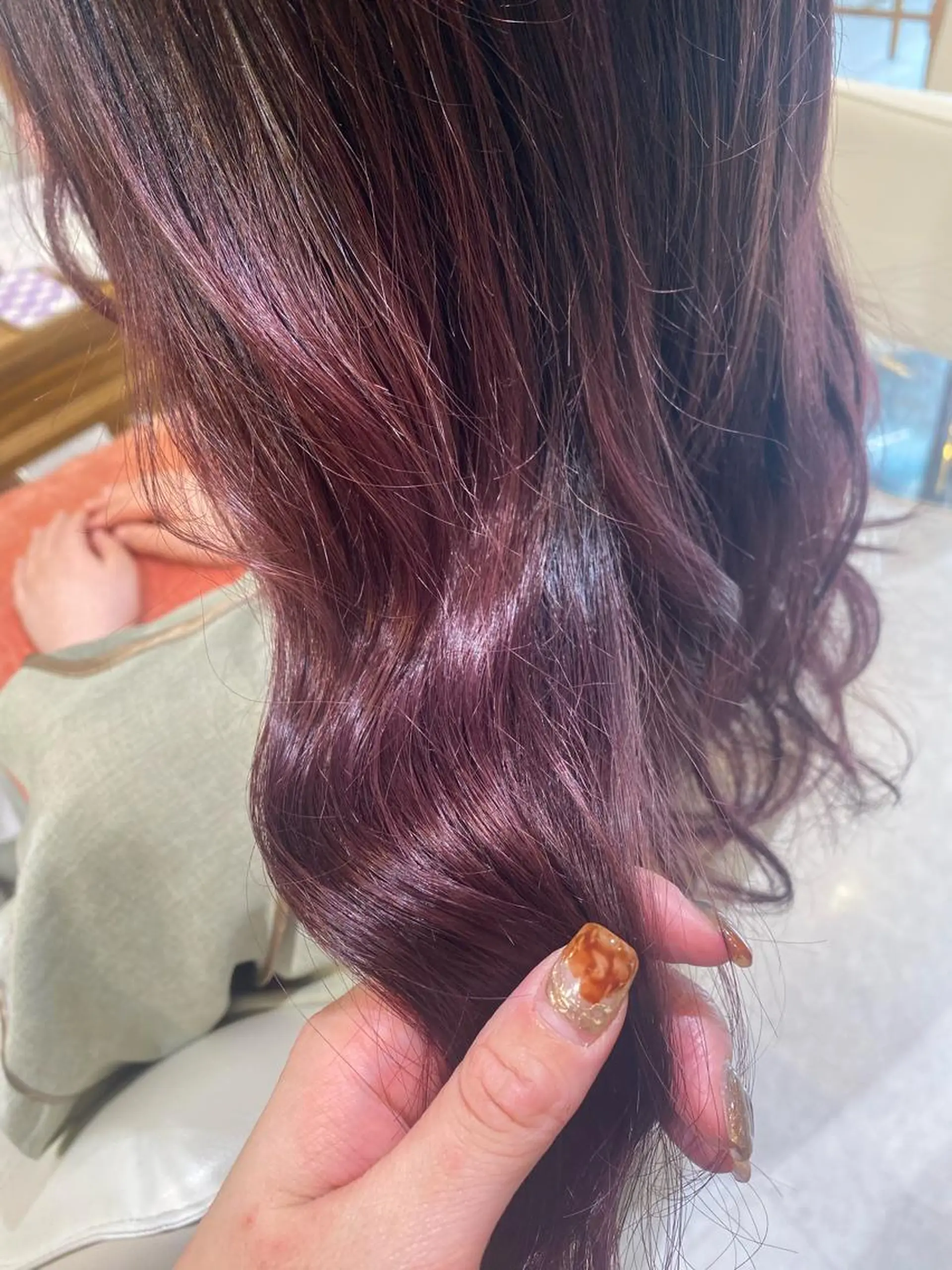 セミロング ヘアカラー 梛木 唯のヘアスタイル