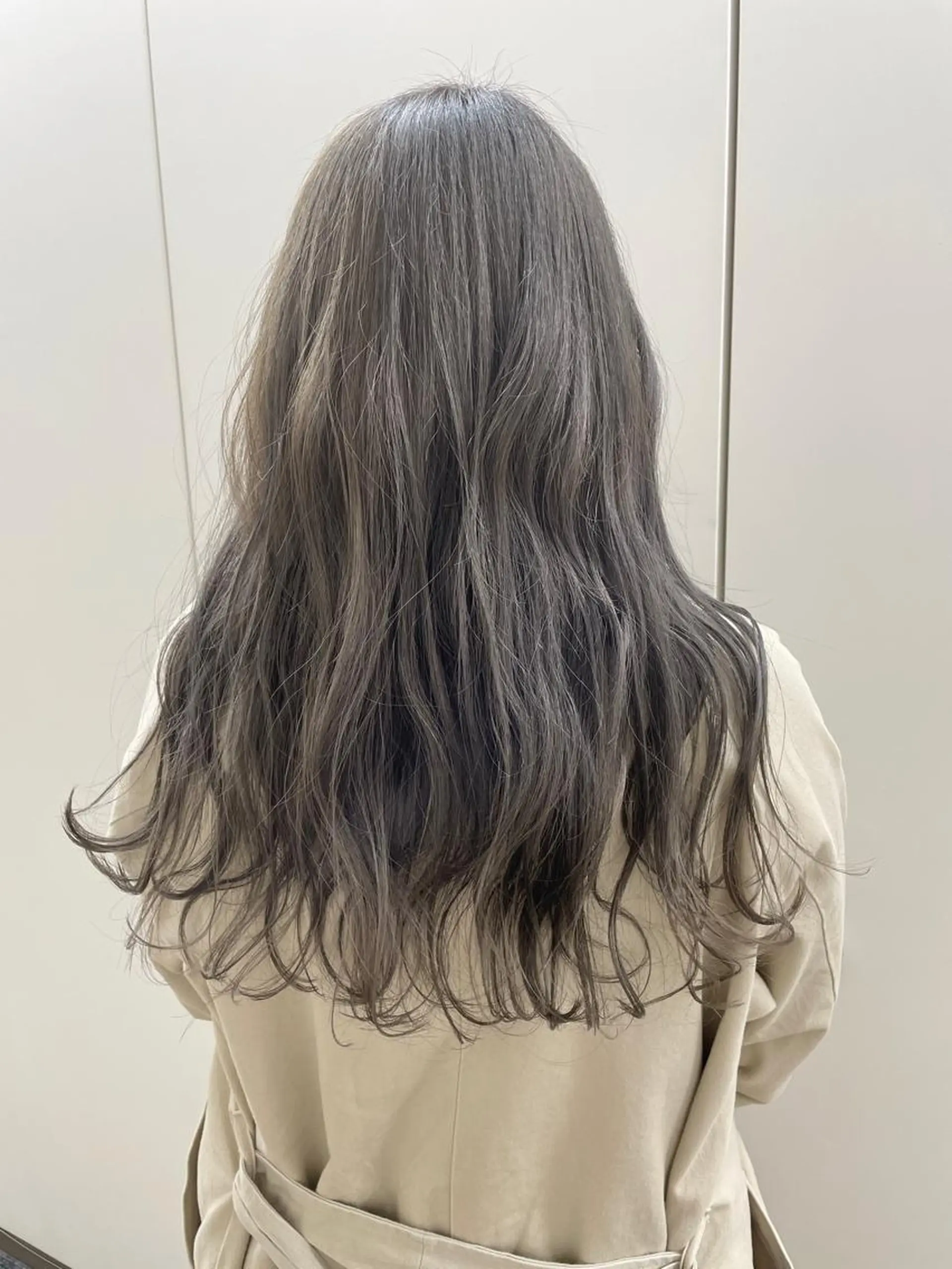 セミロング コトネ🫧 韓国風レイヤーカットのヘアスタイル