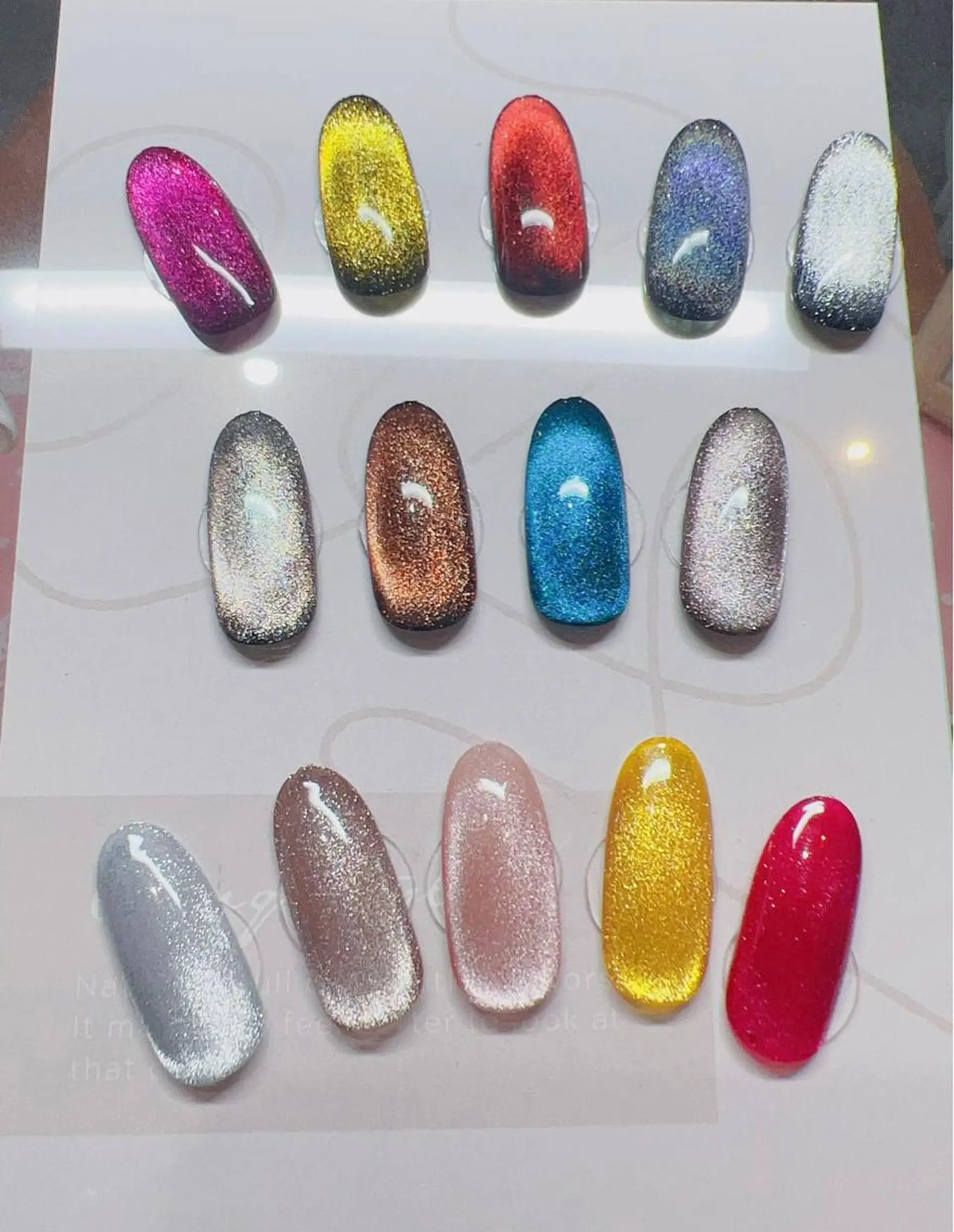 ネイル Fairyフェアリーネイルサロン所属・Nail Hibi サロンのネイルデザイン