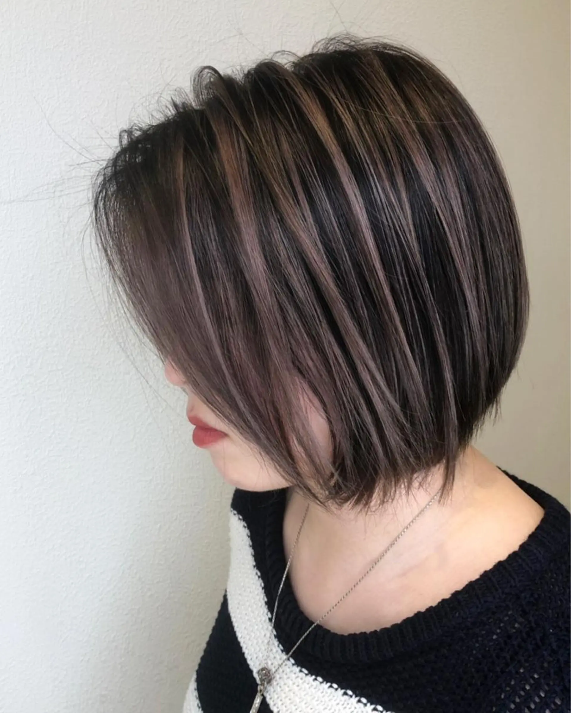 ショート ショートボブ ボブ ハイライト ショートヘア ヘアカラー トリートメント 岸 保奈美のヘアスタイル