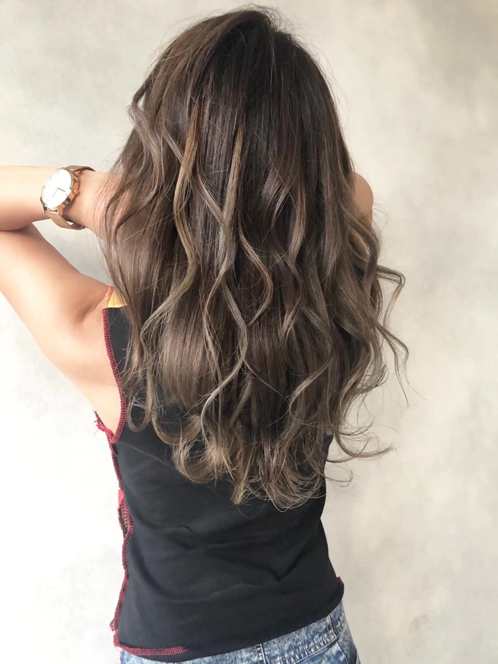 ロング ハイライト 小澤大輔 YOLO hairのヘアスタイル