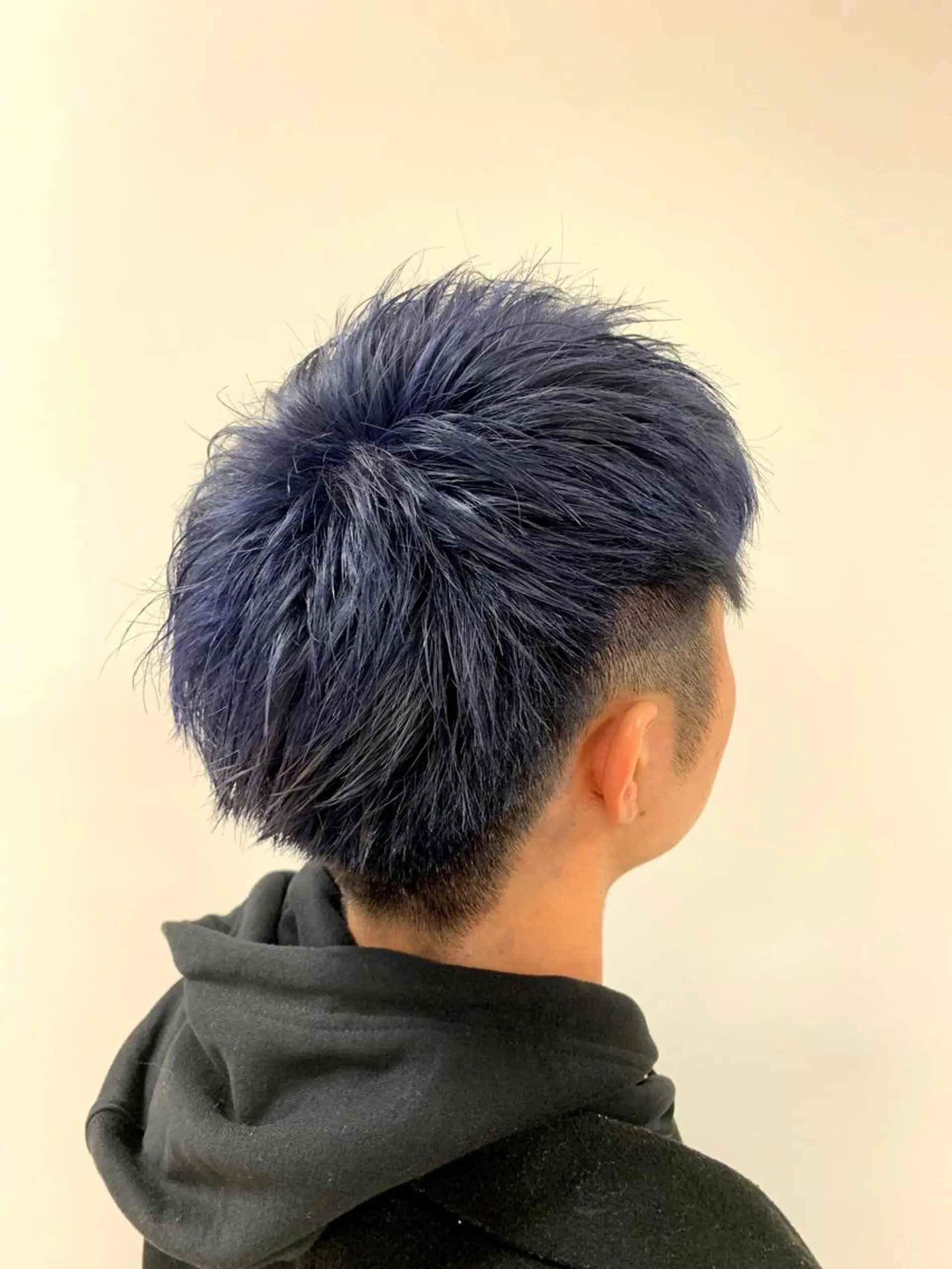 ショート カラー メンズ ハイトーン/ウルフ /レイヤー/坂野幸伸のヘアスタイル