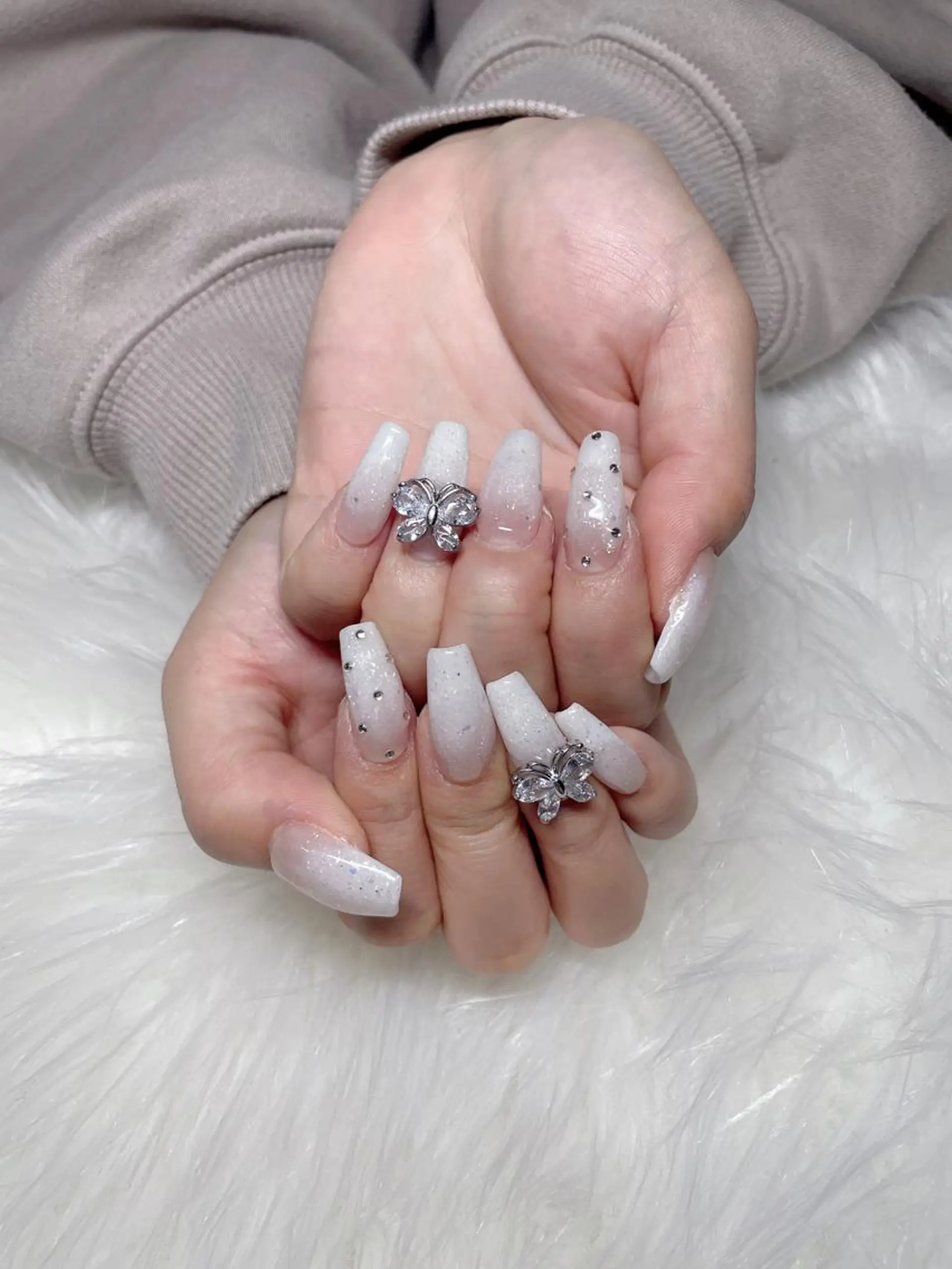 ミディアム ネイル 《LB》ラブリエ Nail&eyeのマツエク・マツパデザイン