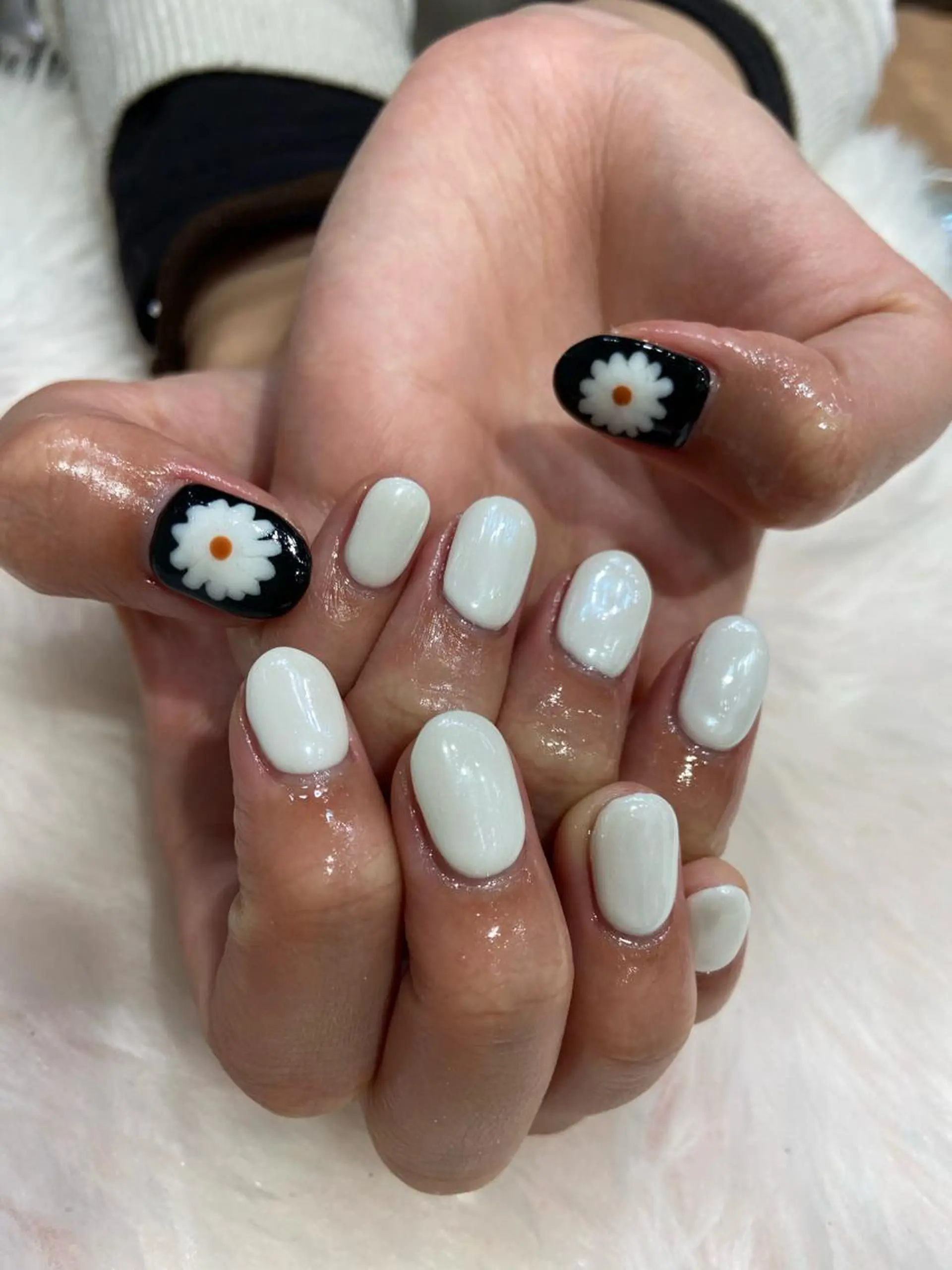 ネイル ハンドネイル 🧸プルエクステ❤︎ ネイルKAO🧸のヘアスタイル