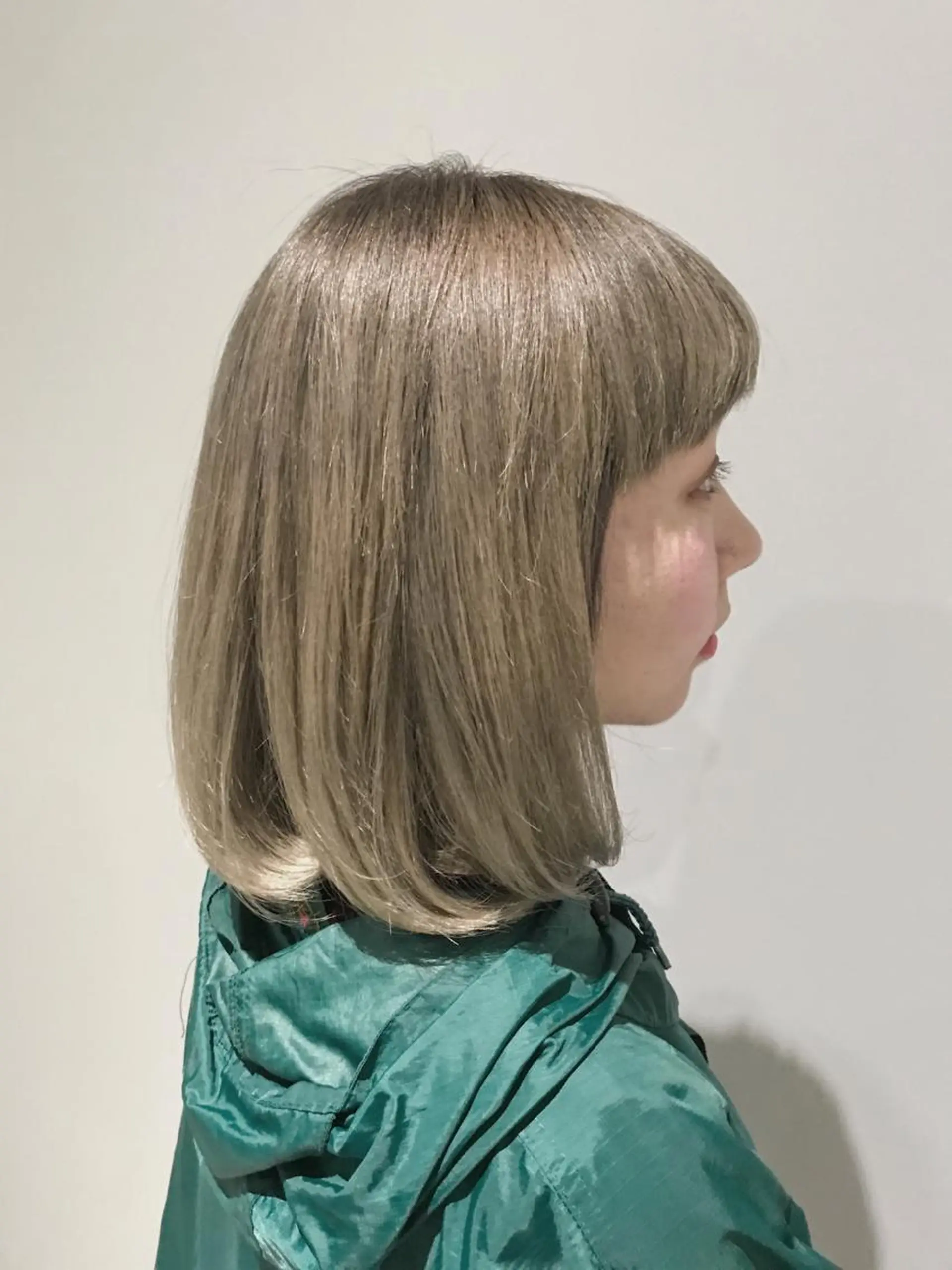 ミディアム カラー グレージュ ミルクティーグレージュ Maeda マエダのヘアスタイル