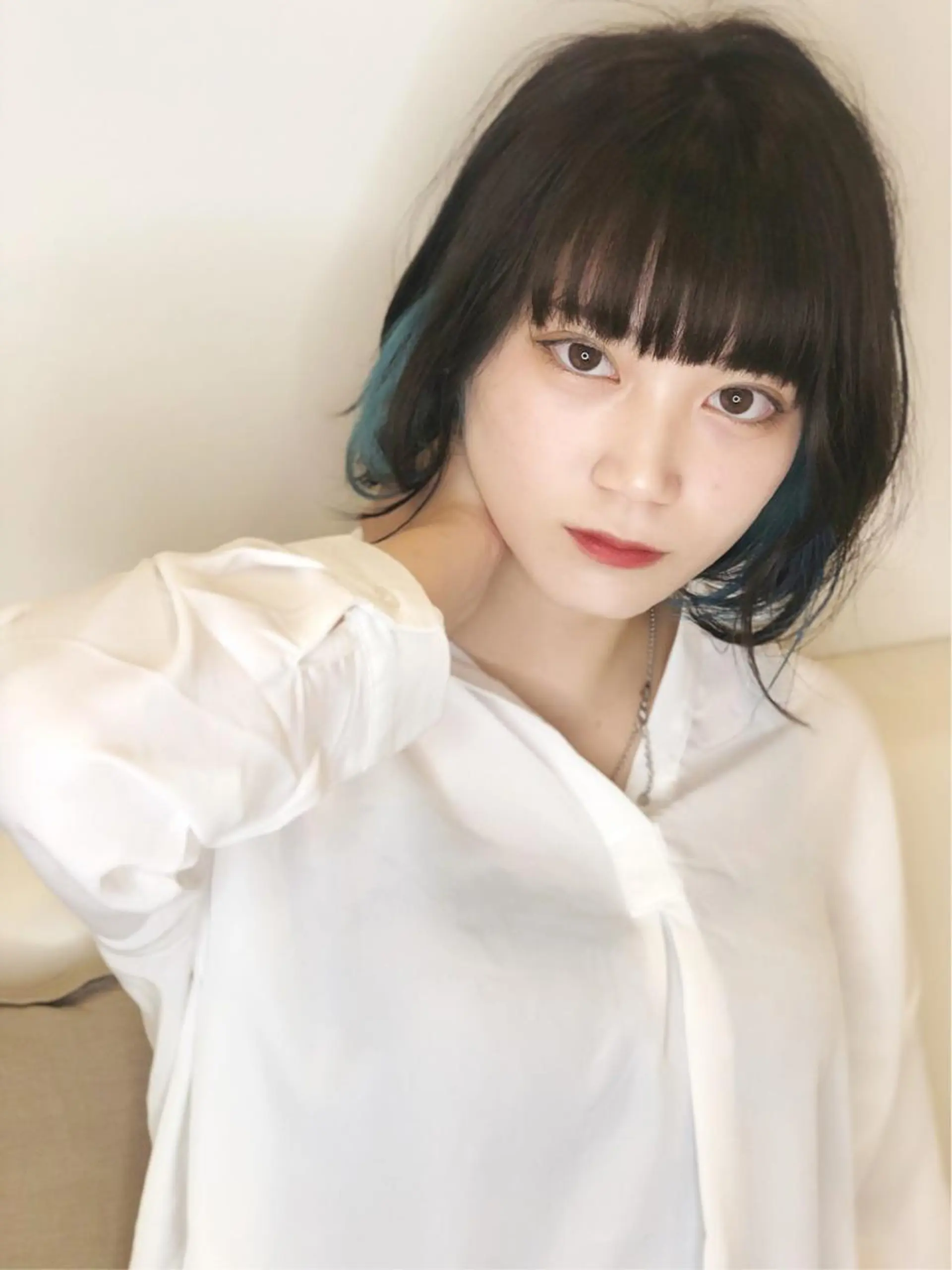 ミディアム カット 縮毛矯正 松佐 ゆかりのヘアスタイル