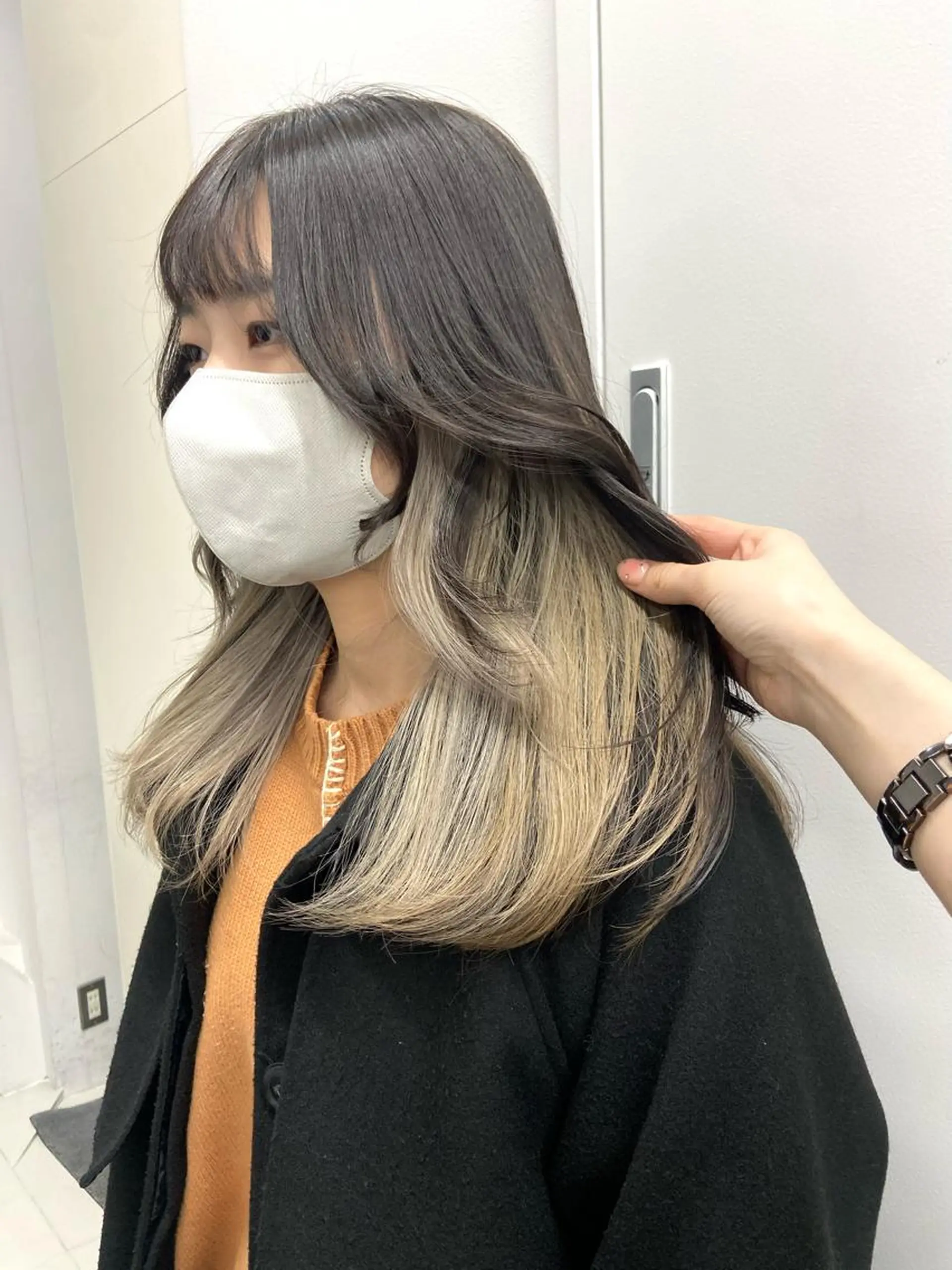 セミロング 韓国レイヤー/ヘア カラー🎀ayamiのヘアスタイル