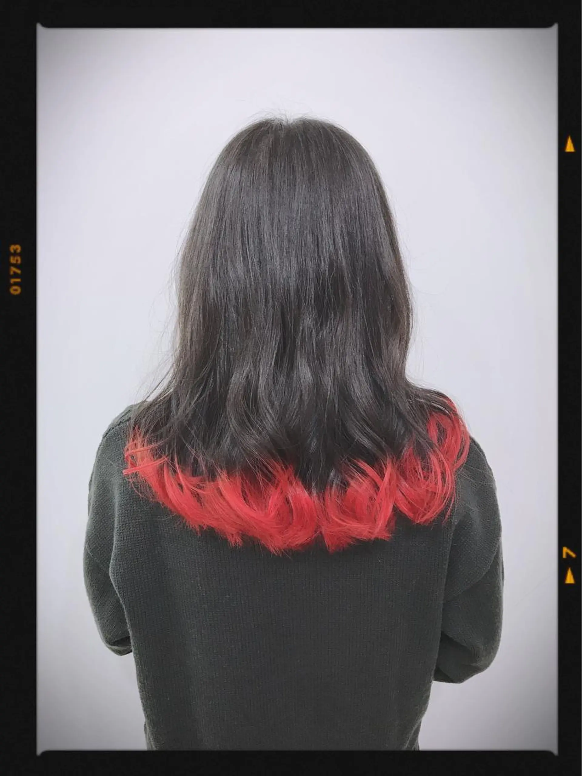 セミロング カラー ブリーチ 相武台ショート特化 💐川崎希💐のヘアスタイル