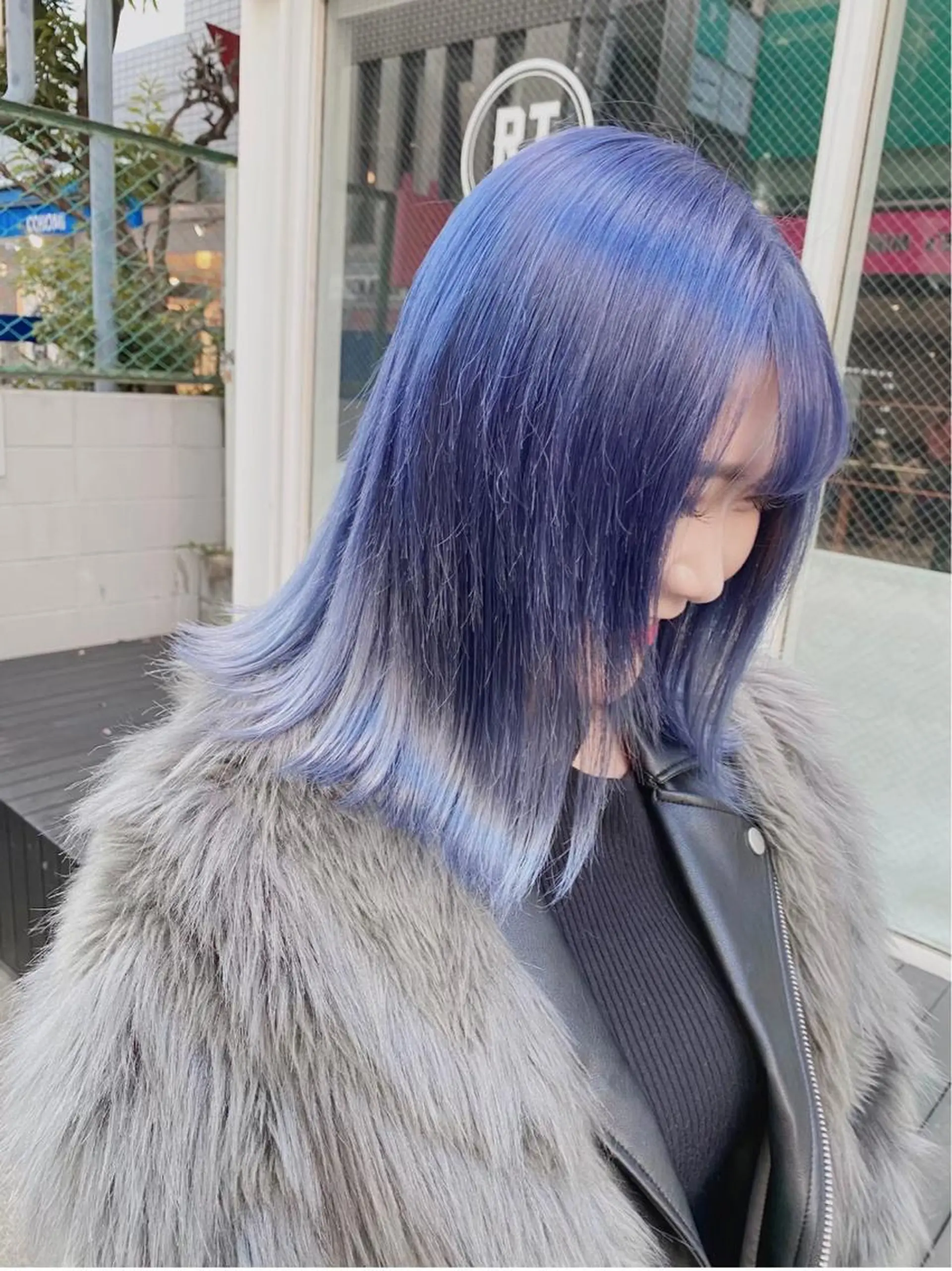 ロング カラー アッシュ アッシュグレー バレイヤージュ ベージュカラー ブリーチ メンズ特化/パーマ/ 骨格矯正カット/真人のヘアスタイル