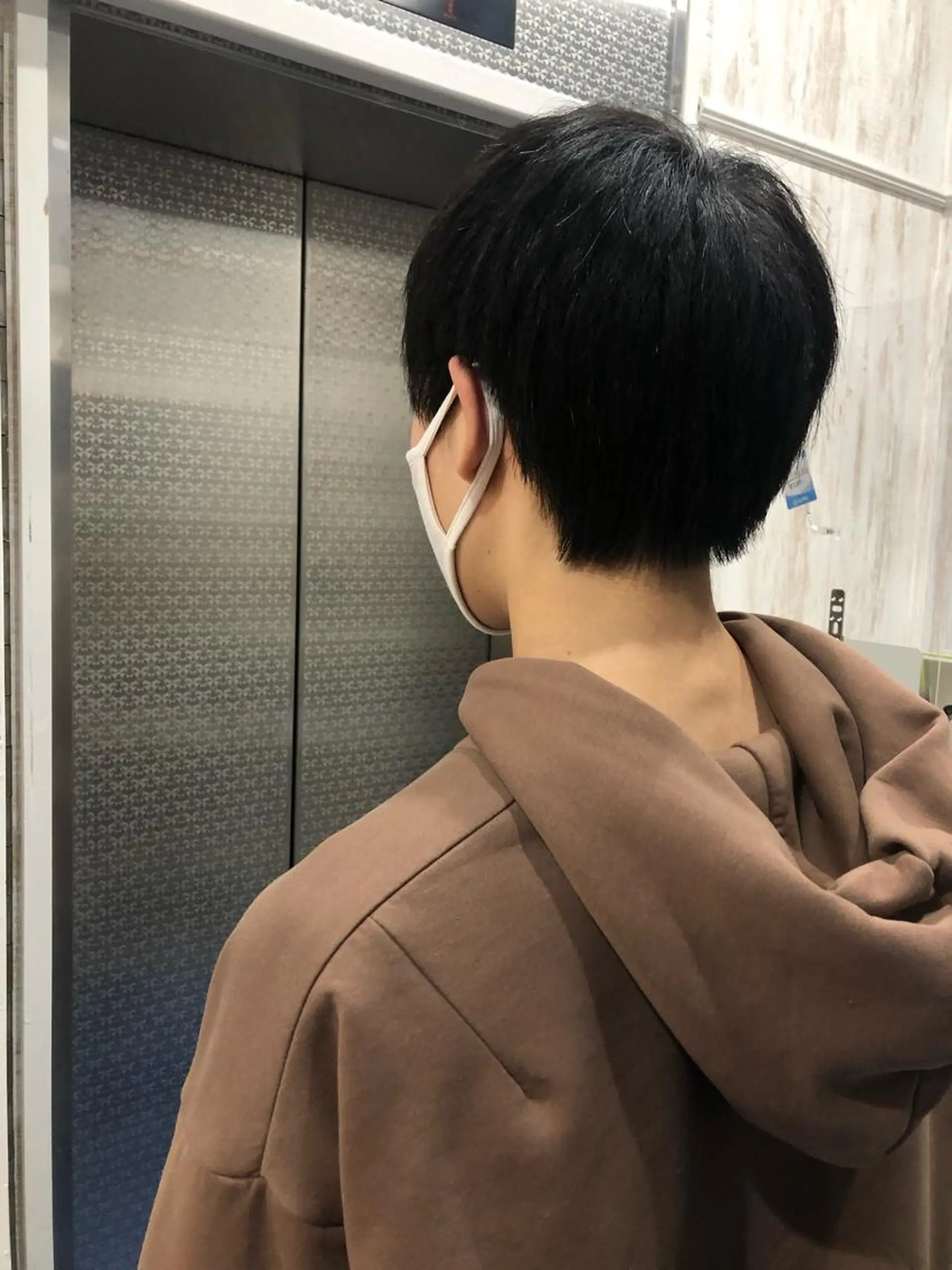 メンズ white.所属・white.梅田 デザインカラー🦄のヘアスタイル