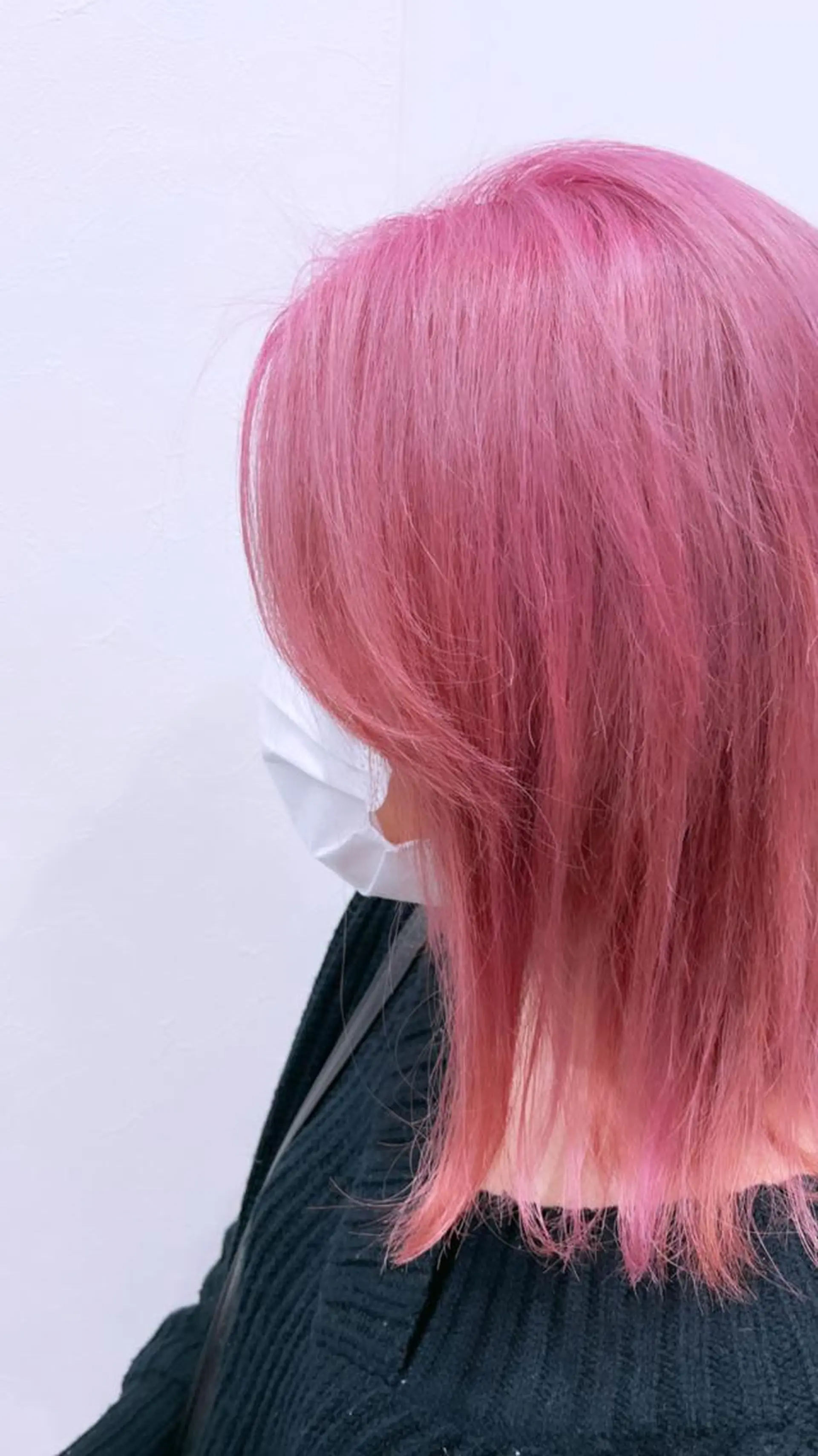 セミロング カラー ブリーチ ピンクカラー カット ヘアカラー hair  Freak所属・山森 大地のヘアスタイル