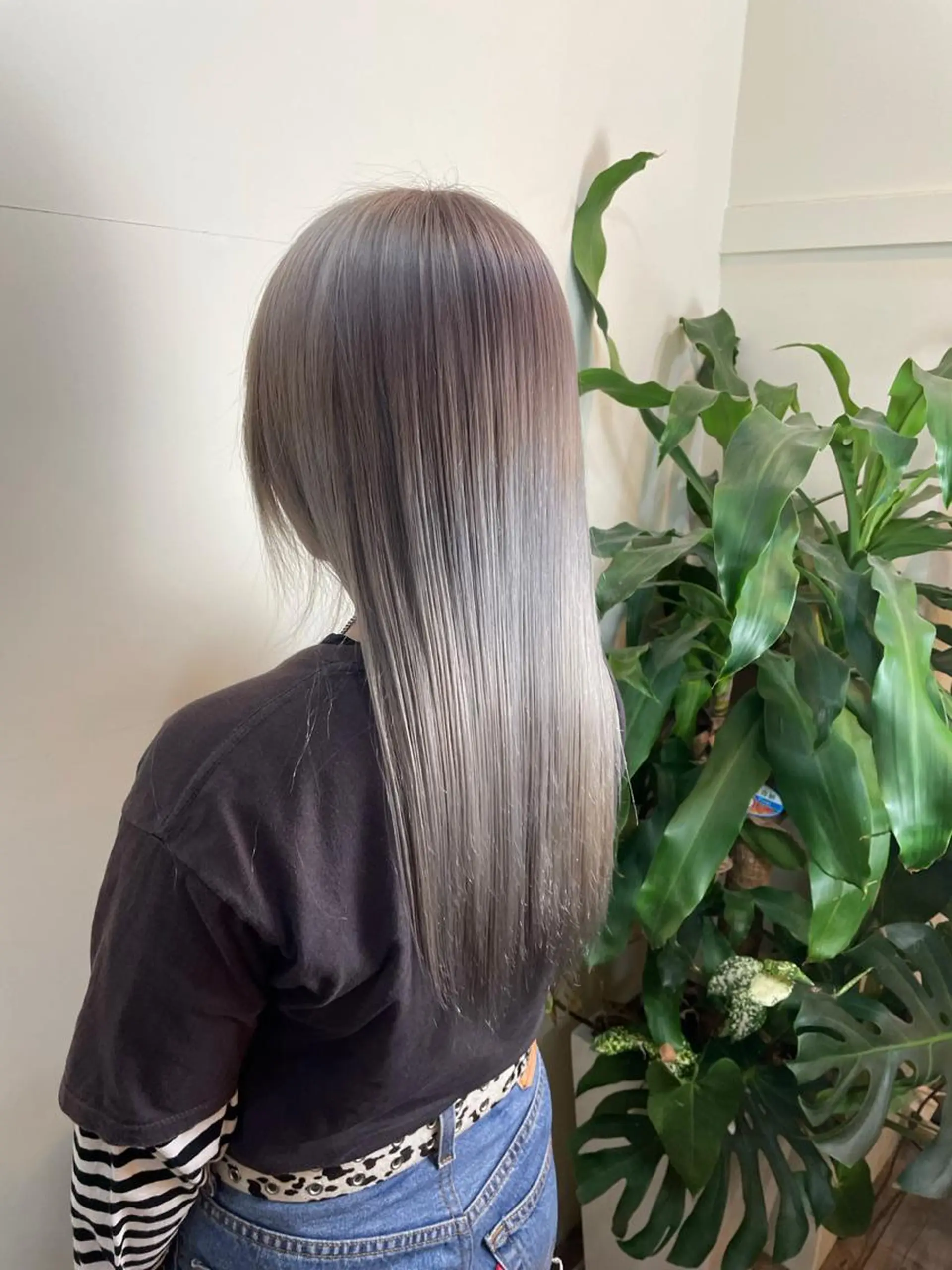 ロング カラー 編み込みエクステ プルエクステ シールエクステ バレイヤージュ ブリーチ カット ヘアカラー WEST OLAND加藤圭介のヘアスタイル