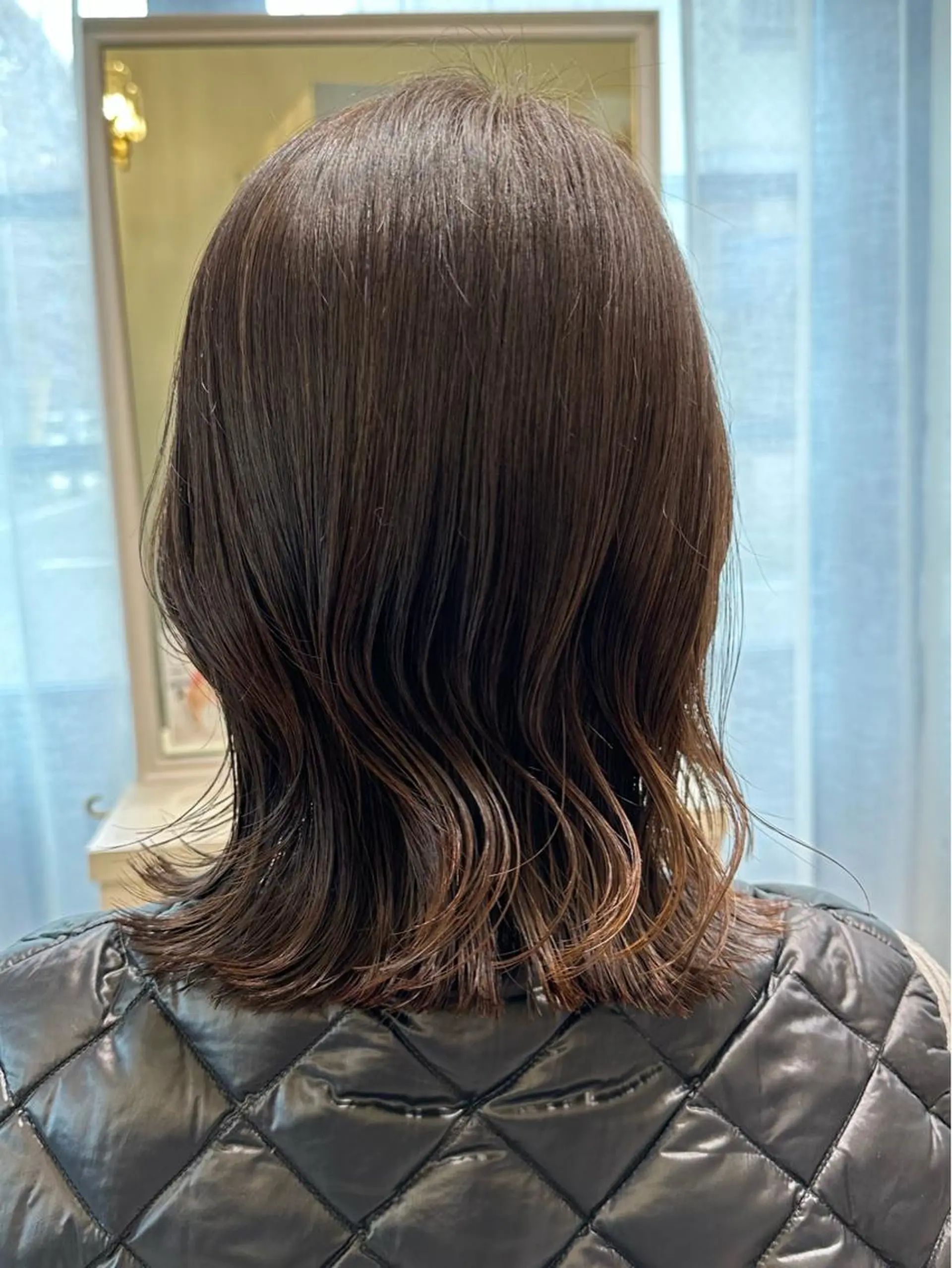 ミディアム カット 大久保 優香のヘアスタイル