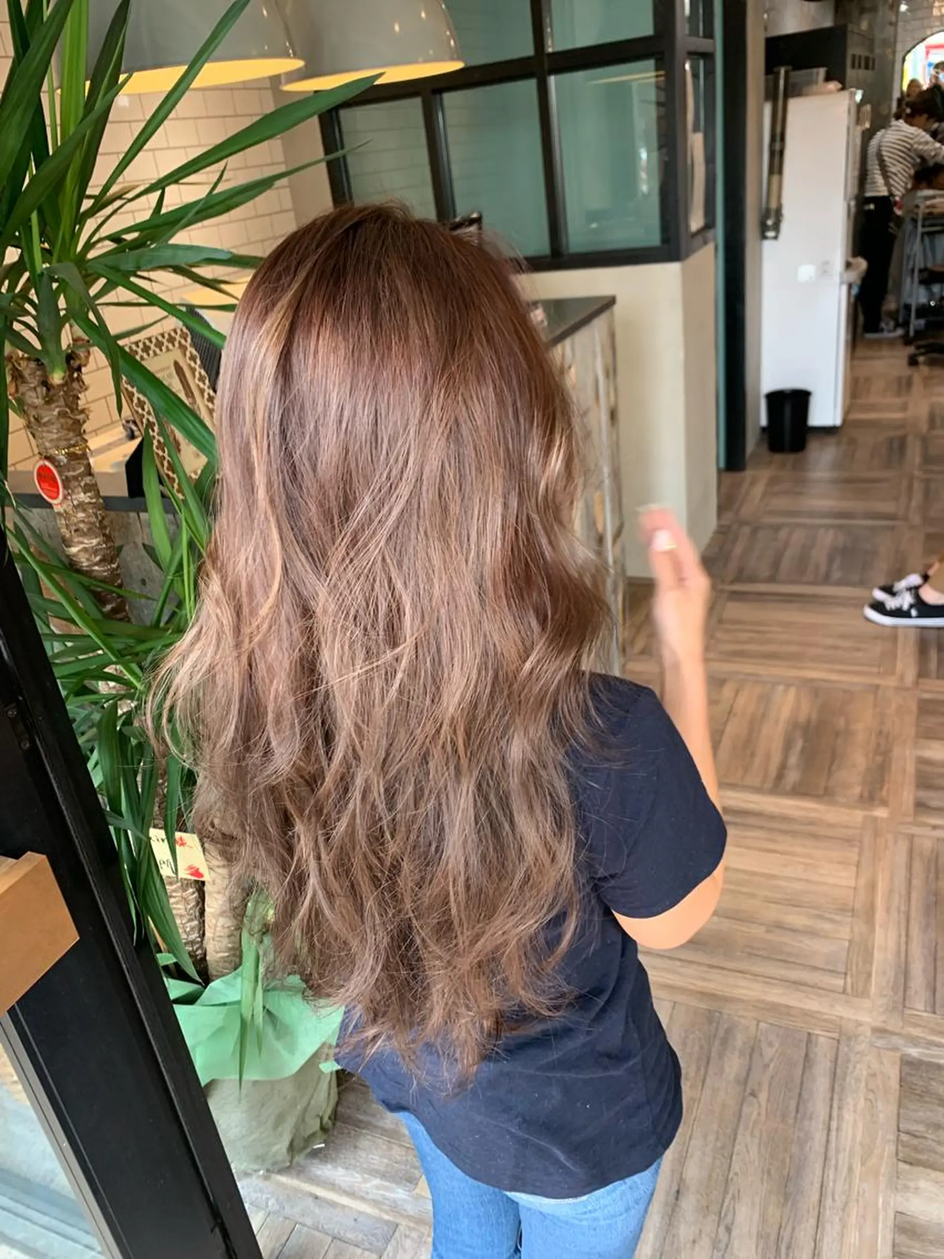 ロング カラー ヘアアレンジ ANBEL所属・ANBEL代表 西尾裕樹のヘアスタイル