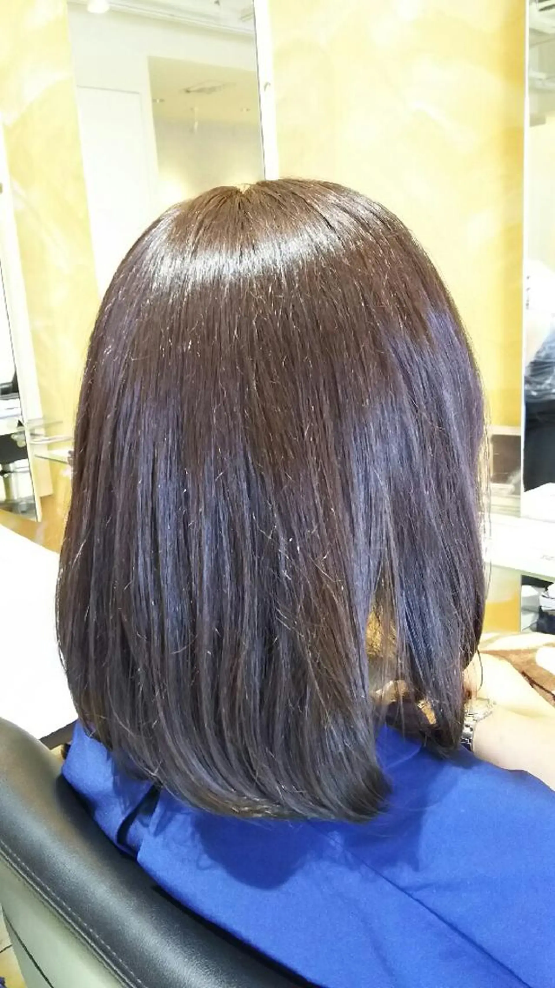 ミディアム カラー SHAFT Ieiriのヘアスタイル