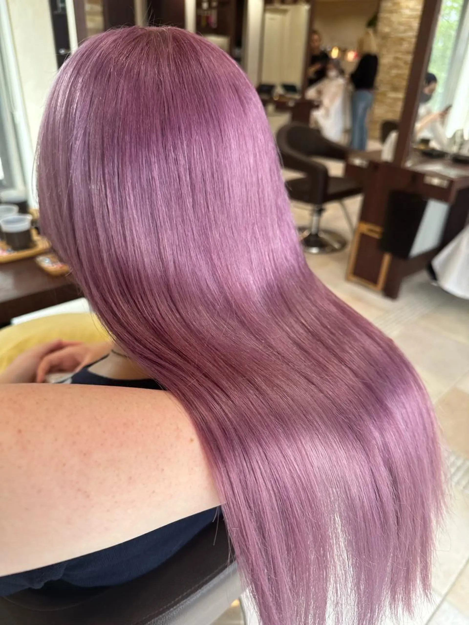 ロング 美容室FaB千葉店所属・千葉ハイトーンカラー KASUMIのヘアスタイル