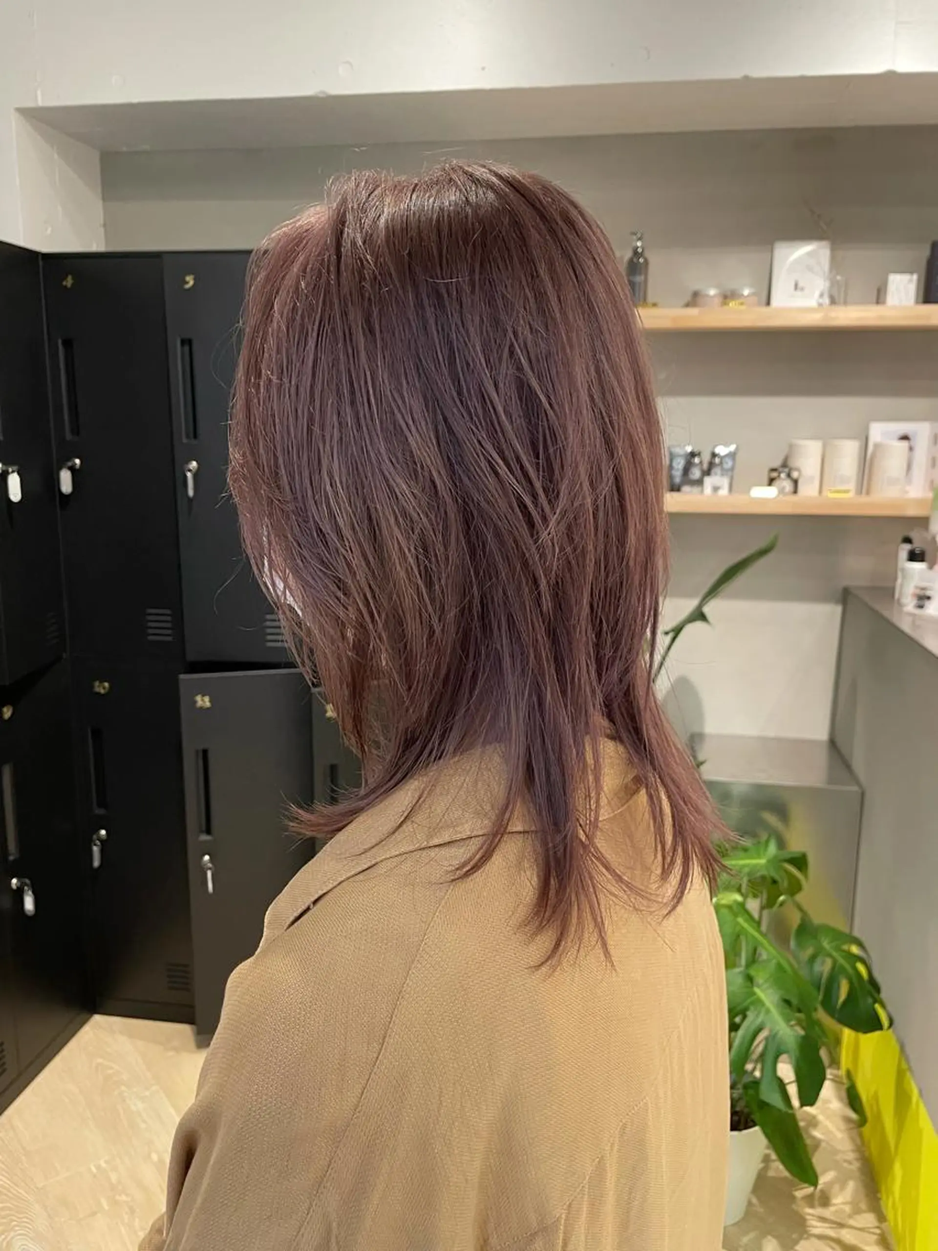 ミディアム カラー SALOWIN下北沢所属・hazuki 🌝のヘアスタイル