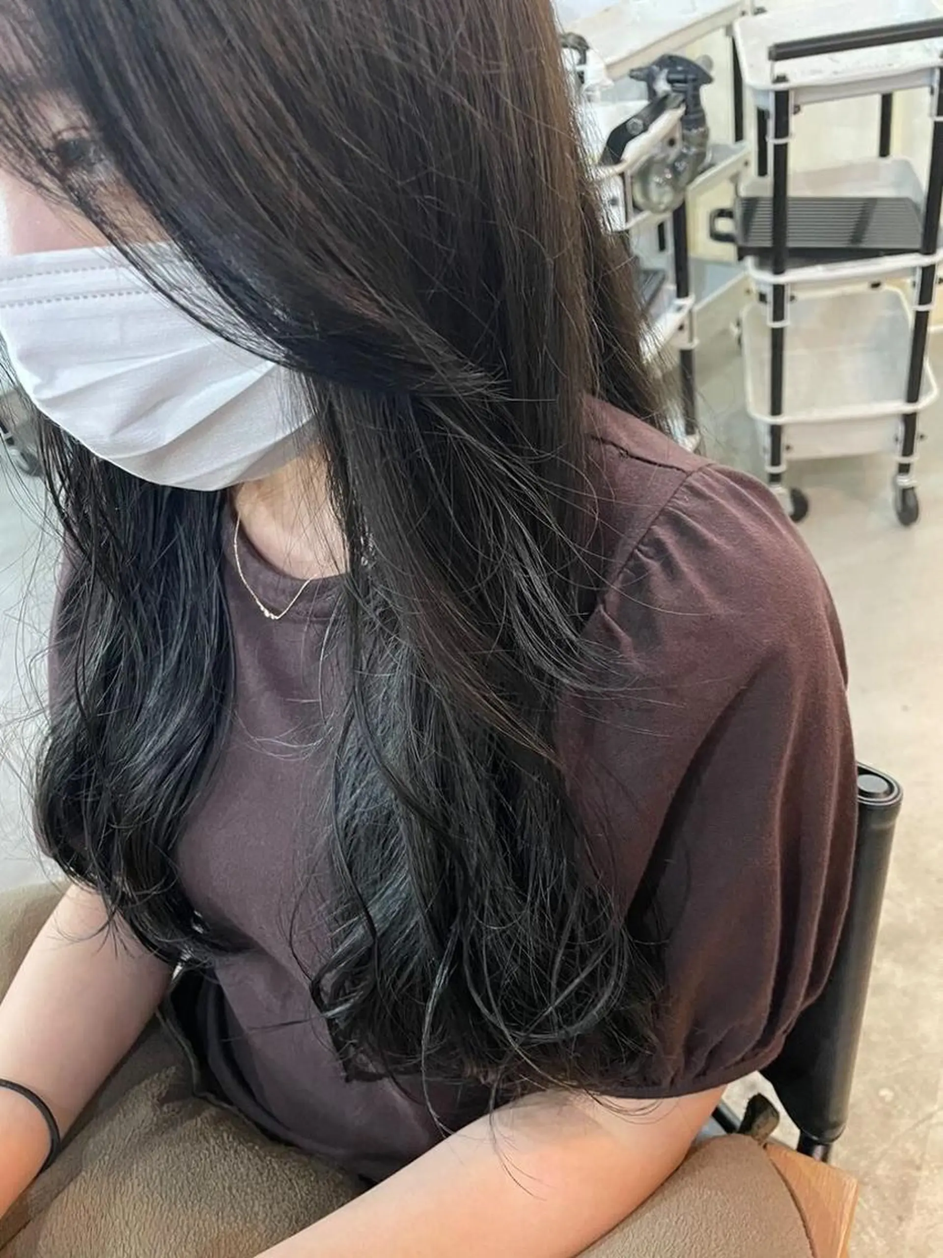 ロング ATELIER ZIZI川井さくらのヘアスタイル