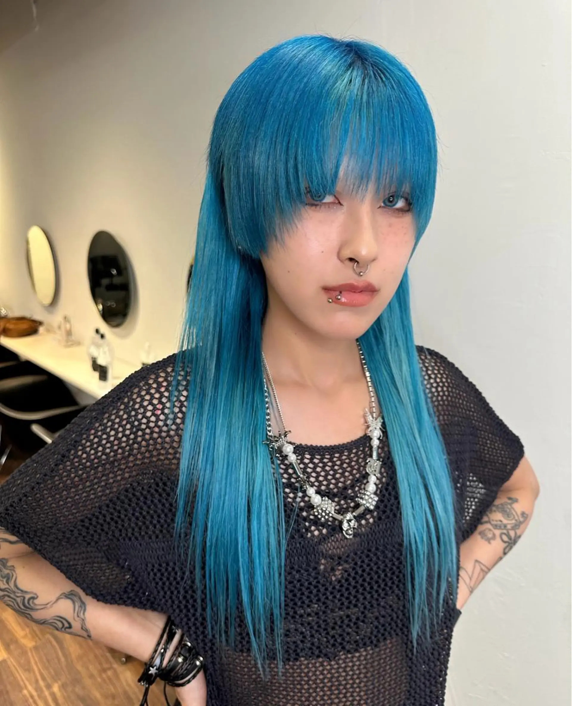 ロング カラー アディクシーカラー ブリーチ ケアブリーチ デザインカラー ハイトーンカラー カット ヘアカラー トリートメント ワンホンヘア ケラチン/Kaitoのヘアスタイル