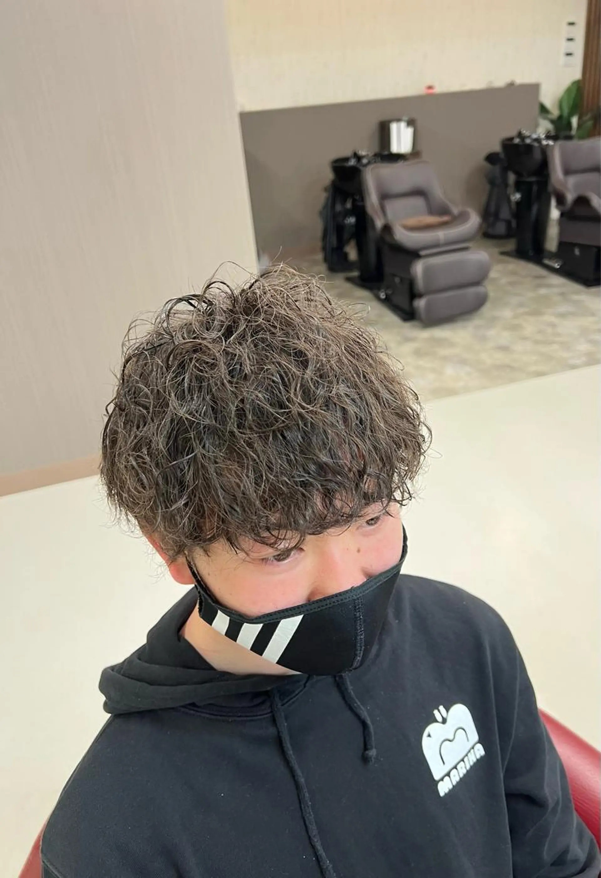 ショート パーマ メンズ 波巻きパーマ KEN 🌟のヘアスタイル