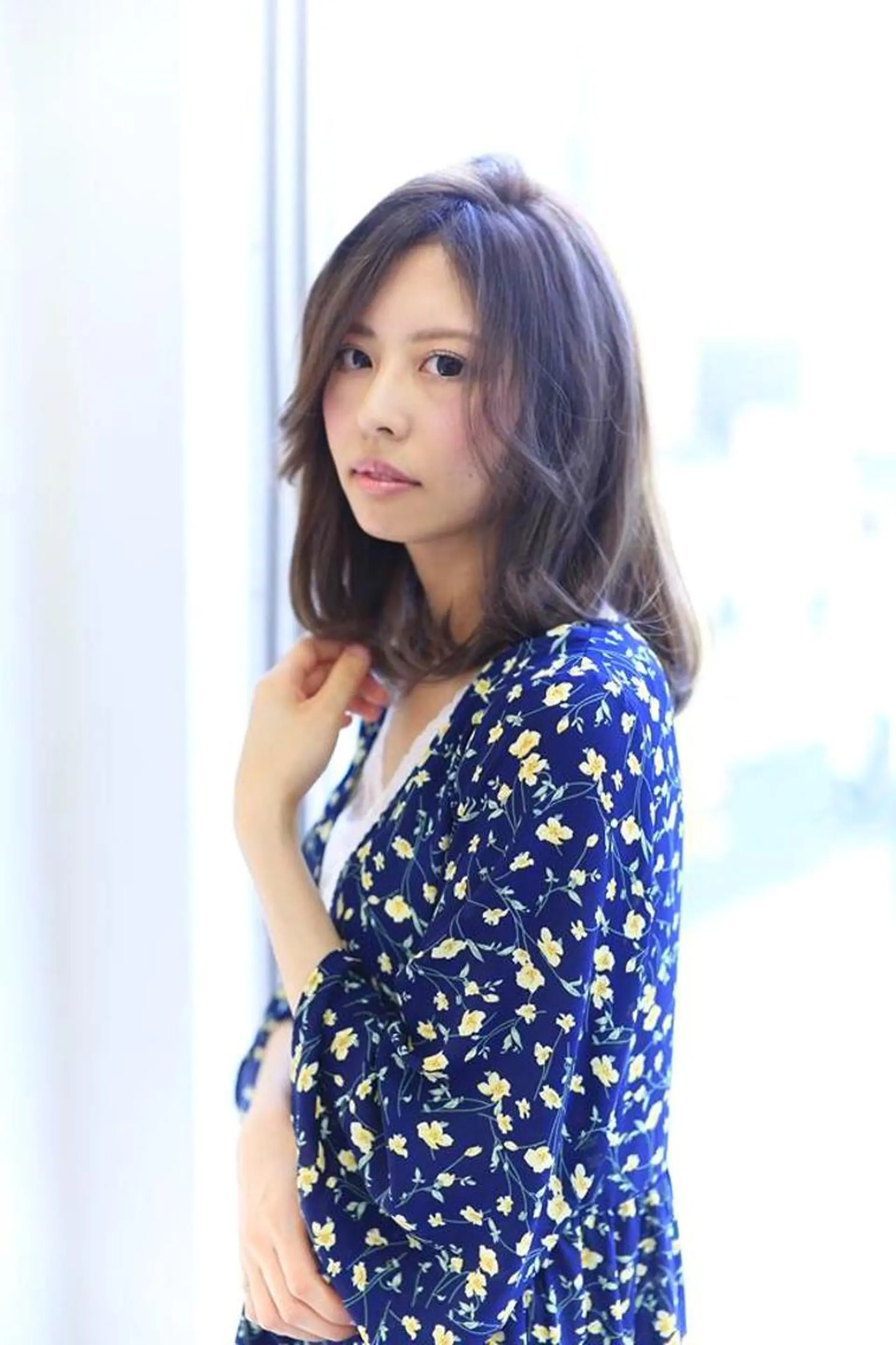 ミディアム 小顔カット ヘアカラー 青木 大輔のヘアスタイル